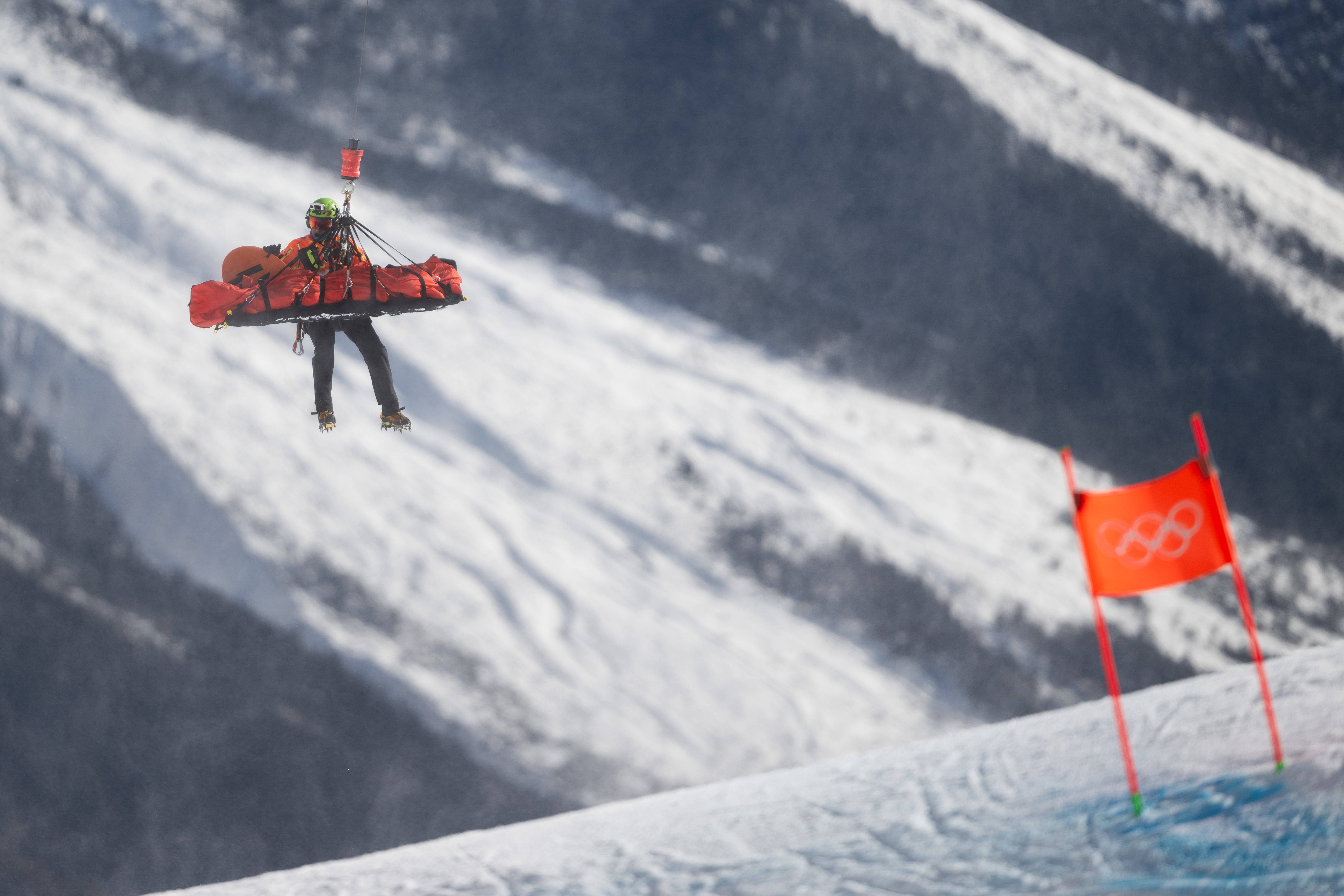 Reacția CIO după accidentarea gravă a vedetei Lindsey Vonn la Jocurile Olimpice de iarnă 2026