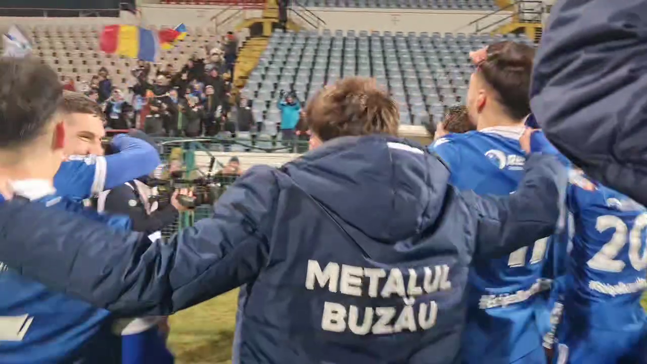 Cum s-au bucurat buzoienii după ce Metalul s-a calificat în sferturile Cupei României: ”O galerie cu inimă mare”