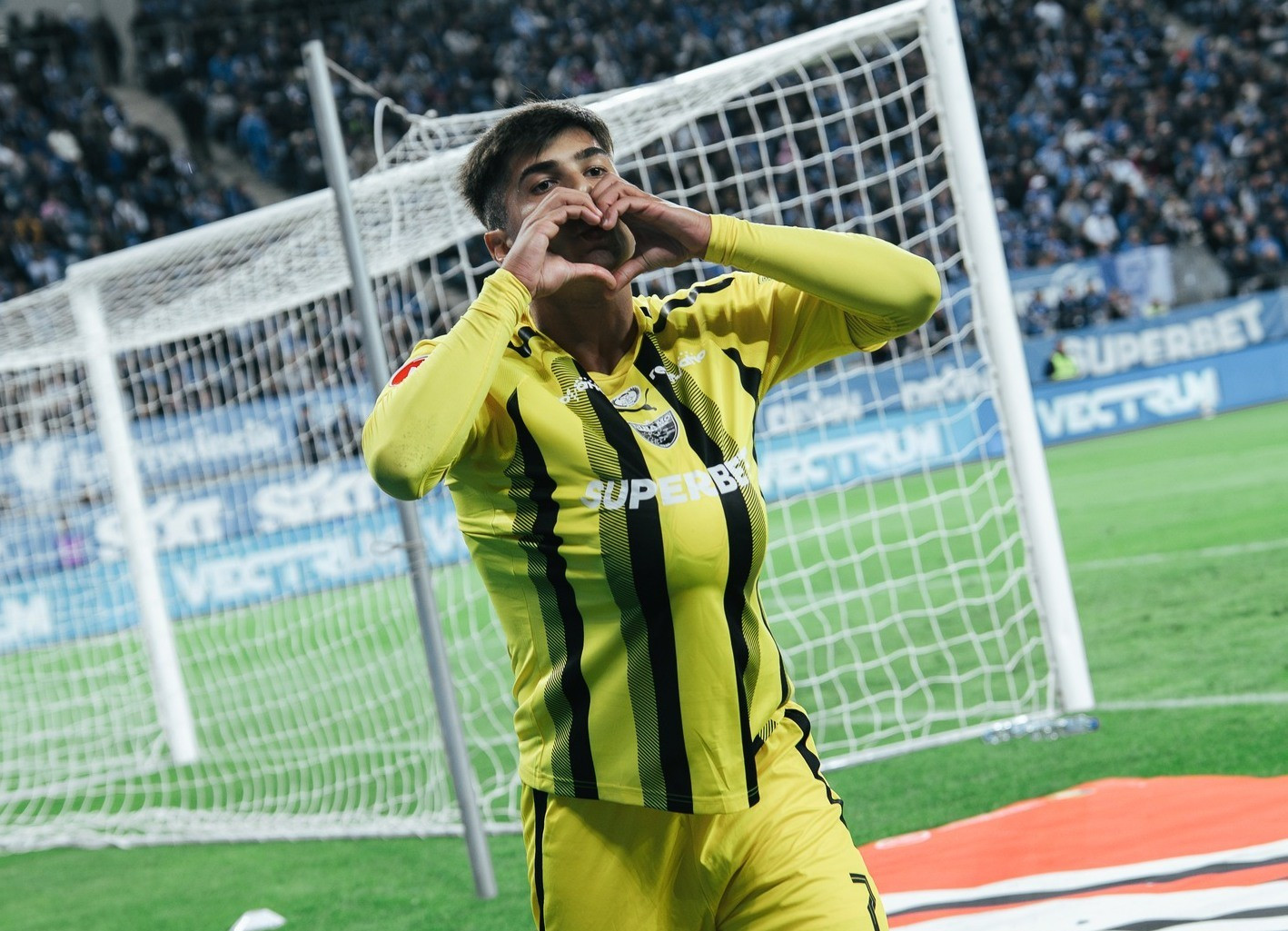 Dinamo - Hermannstadt, CS Dinamo - Farul și Chiajna - Botoșani pentru sferturile Cupei României!