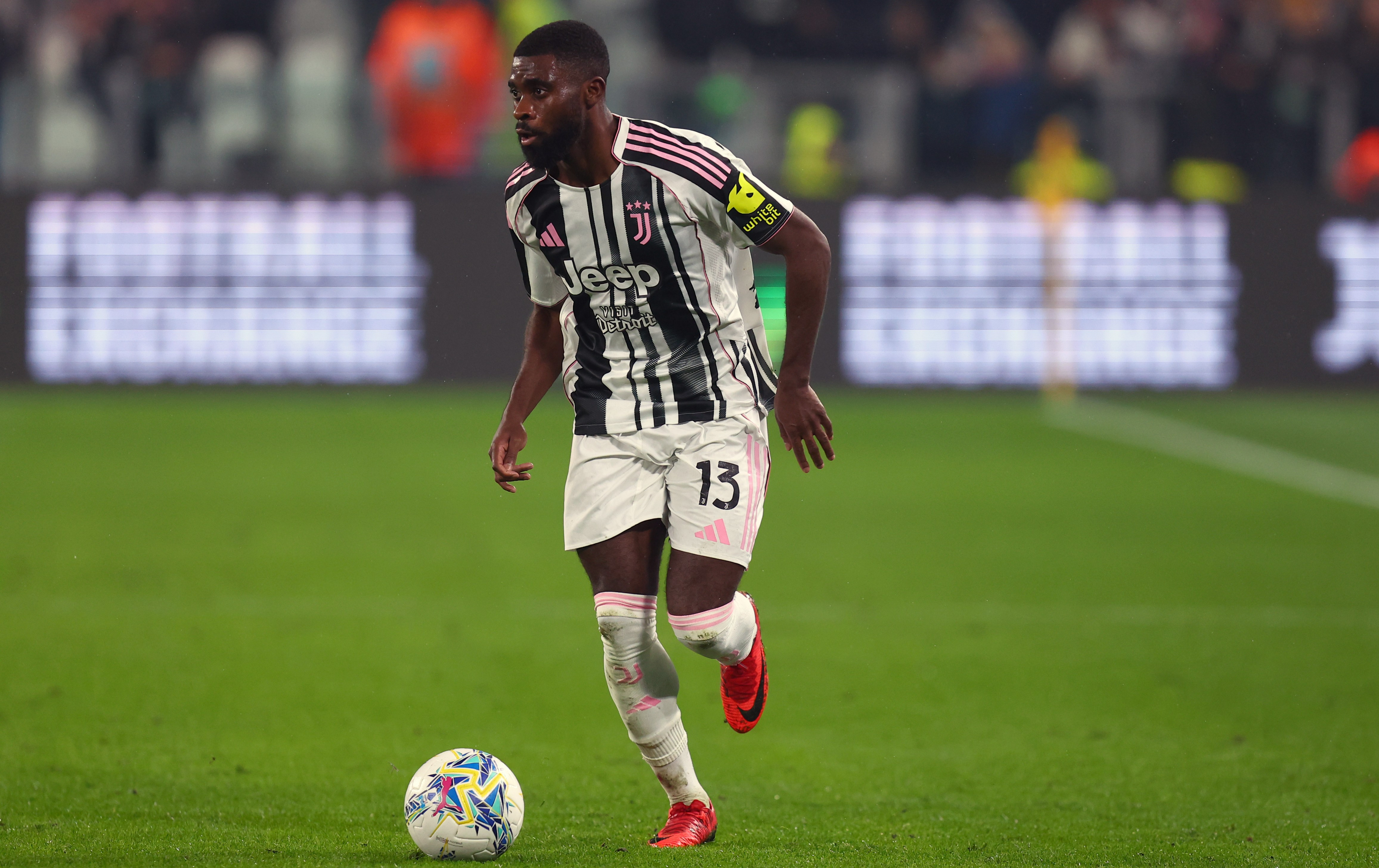 Fotbalistul lui Juventus a trăit momente de teroare din cauza ultrașilor: „Am petrecut două luni închis în casă”