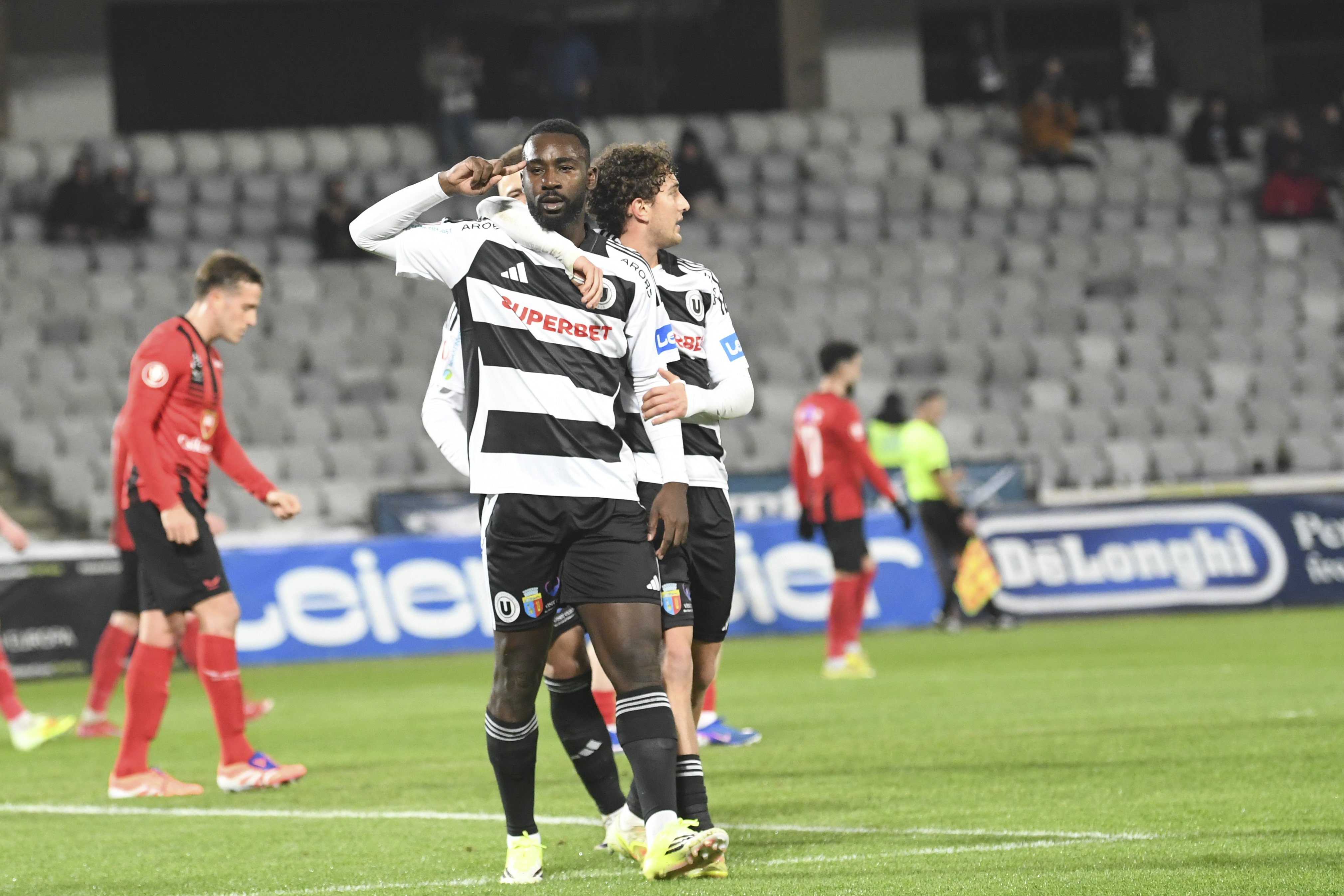 „U” Cluj - Csikszereda 4-1. ”Șepcile Roșii” fac show și urcă pe locul 4