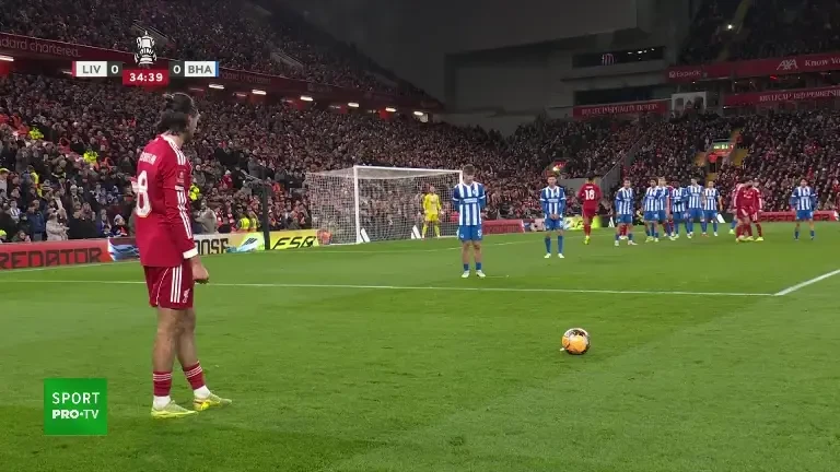 FA Cup | Liverpool - Brigthon, VOYO: Gakpo înscrie, dar tușierul ridică fanionul. Gol anulat pe Anfield