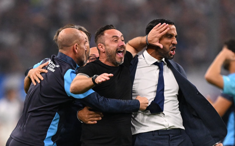 Răsturnare de situație! Și-a anunțat demisia, dar patronul a intervenit și l-a convins să rămână