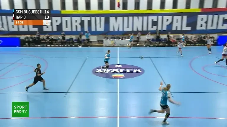 CSM București - Rapid 17-11 la pauză (Pro Arena și VOYO)