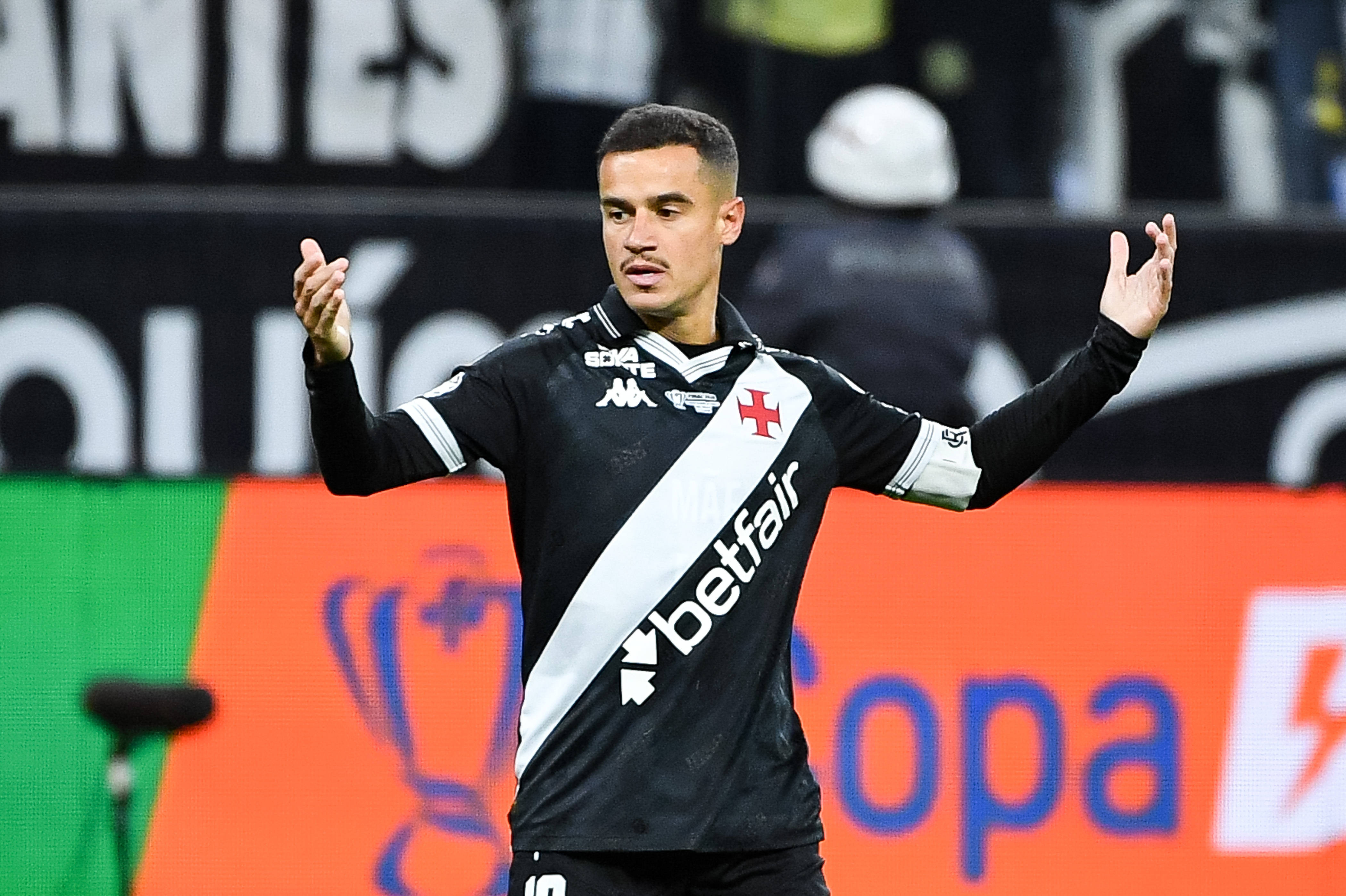 Philippe Coutinho schimbă din nou echipă