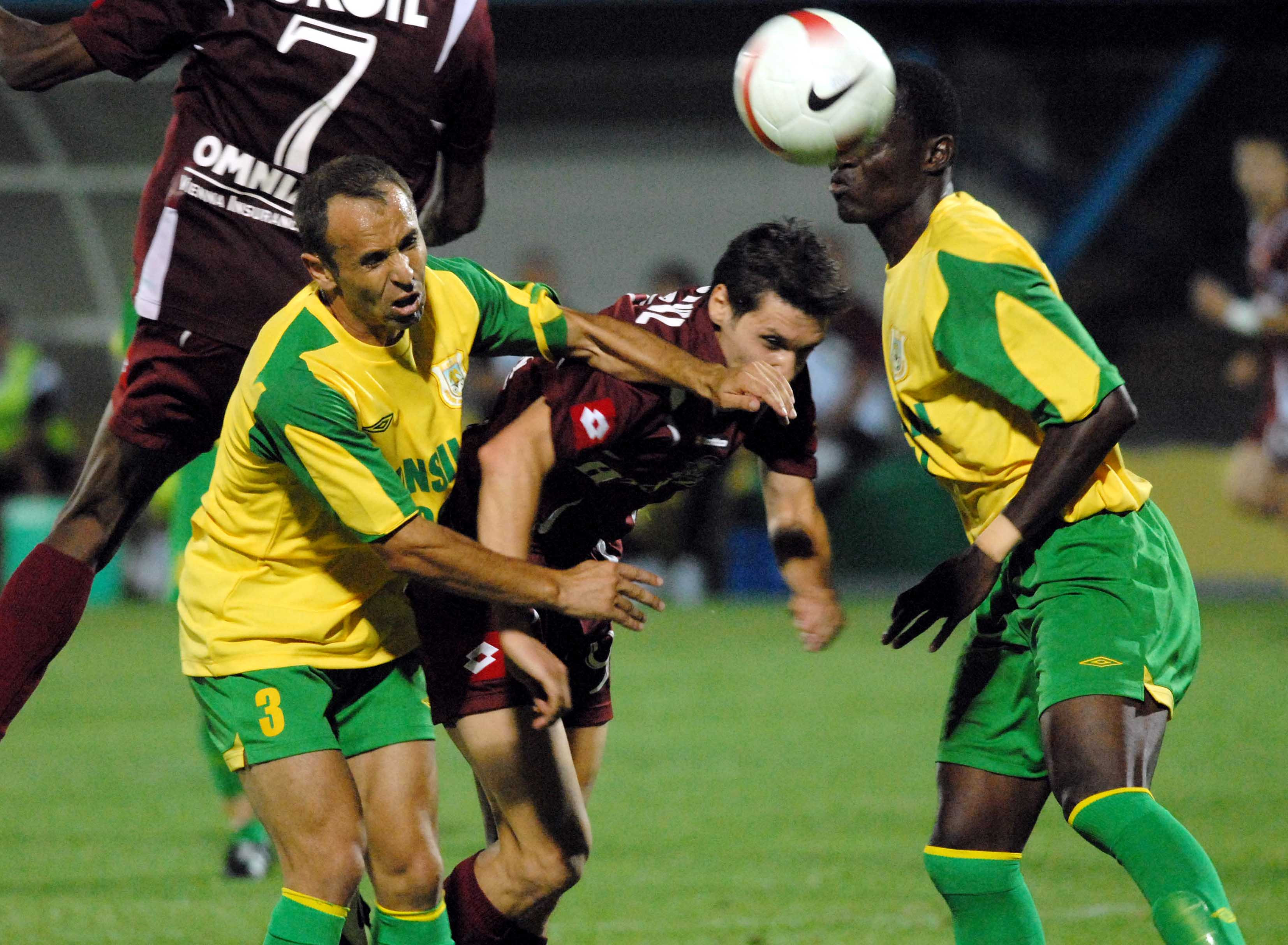 Dacia mioveni rapid bucuresti 1 2liga 1 28072007