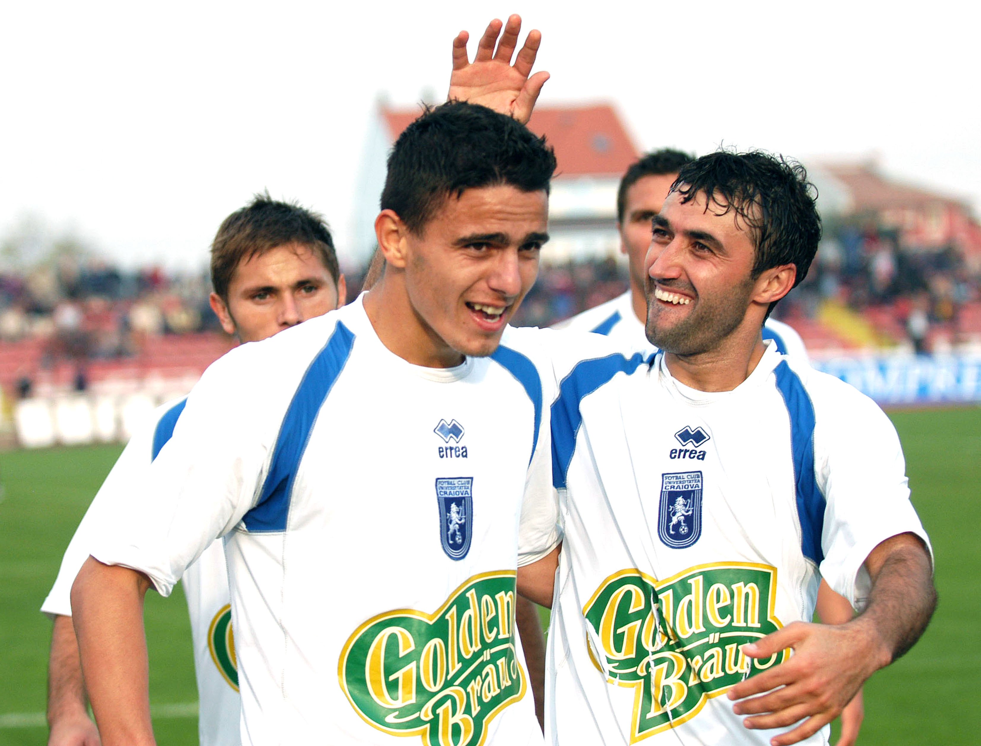 Dinamo ii u craiova 2 3 cupa romaniei 27102004