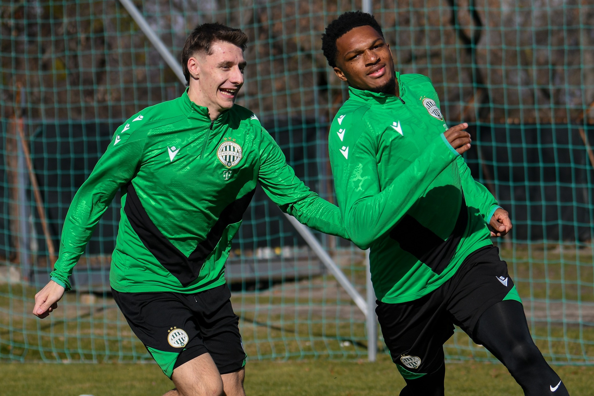 Câți români joacă astăzi în play-off-ul pentru optimile Europa League. Programul meciurilor, care sunt LIVE TEXT pe Sport.ro