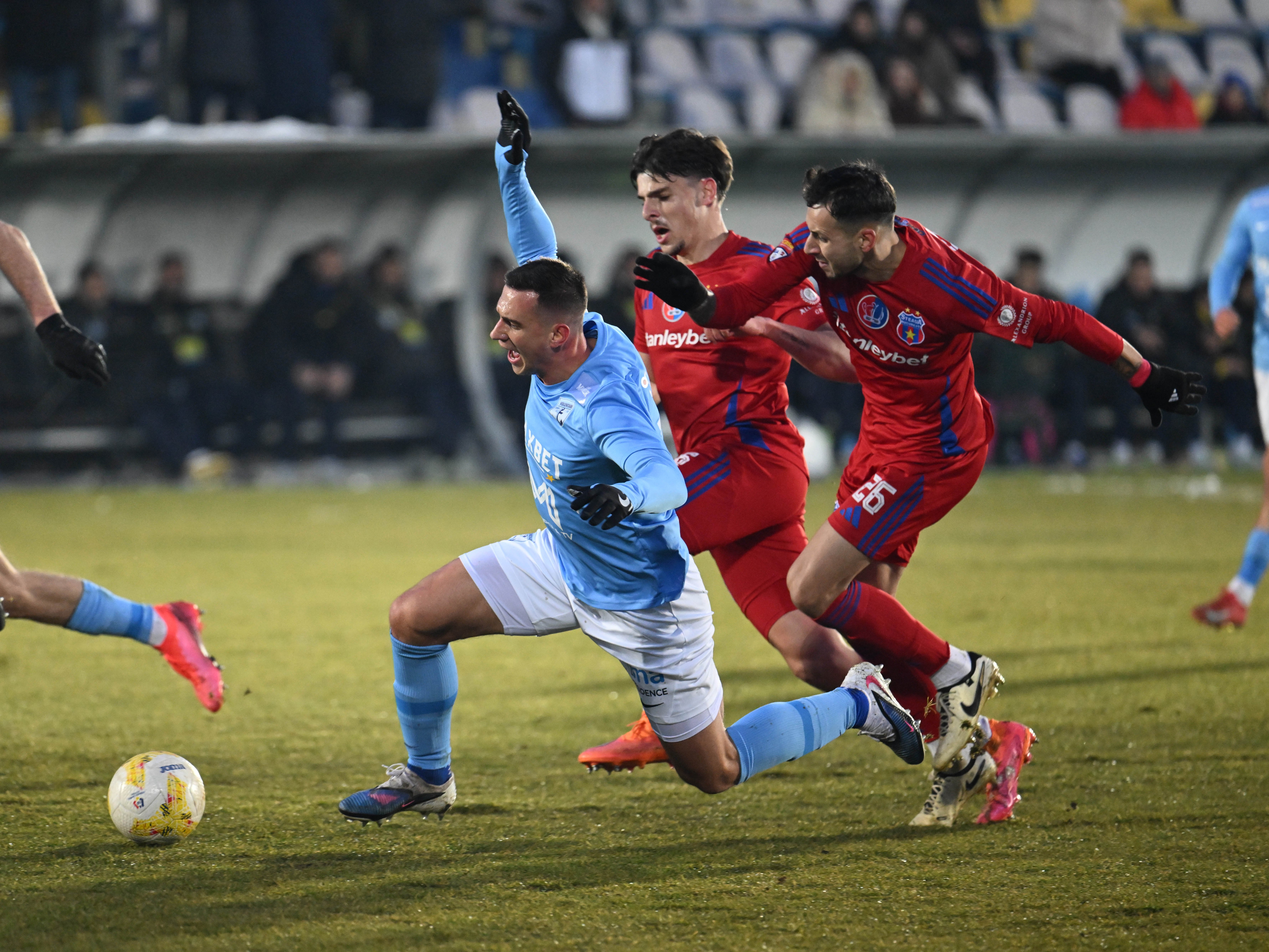 Dezastru pentru Steaua: al treilea eșec consecutiv, iar șansele la play-off scad drastic