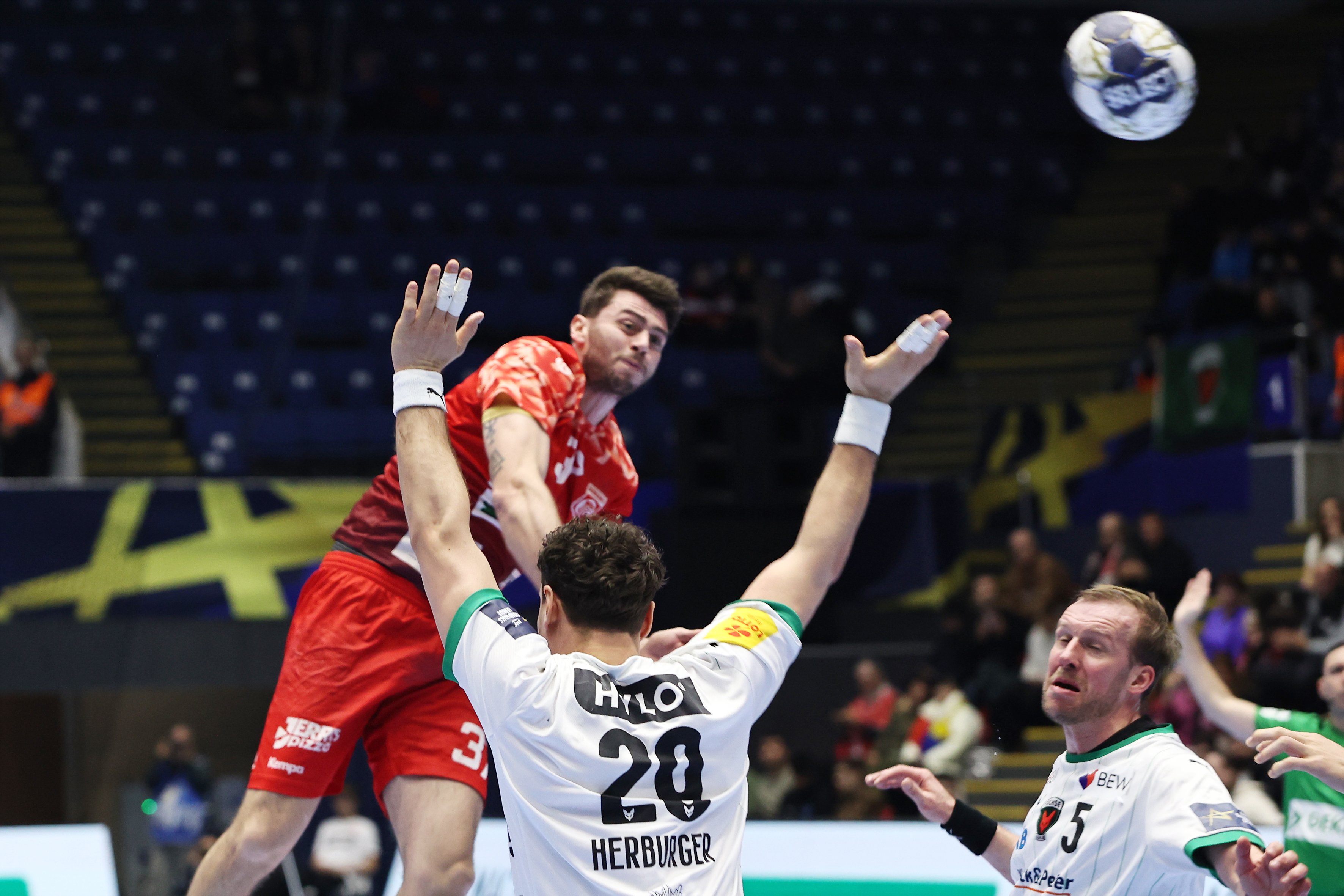 Dinamo, înfrângere cu Fuchse Berlin în Liga Campionilor