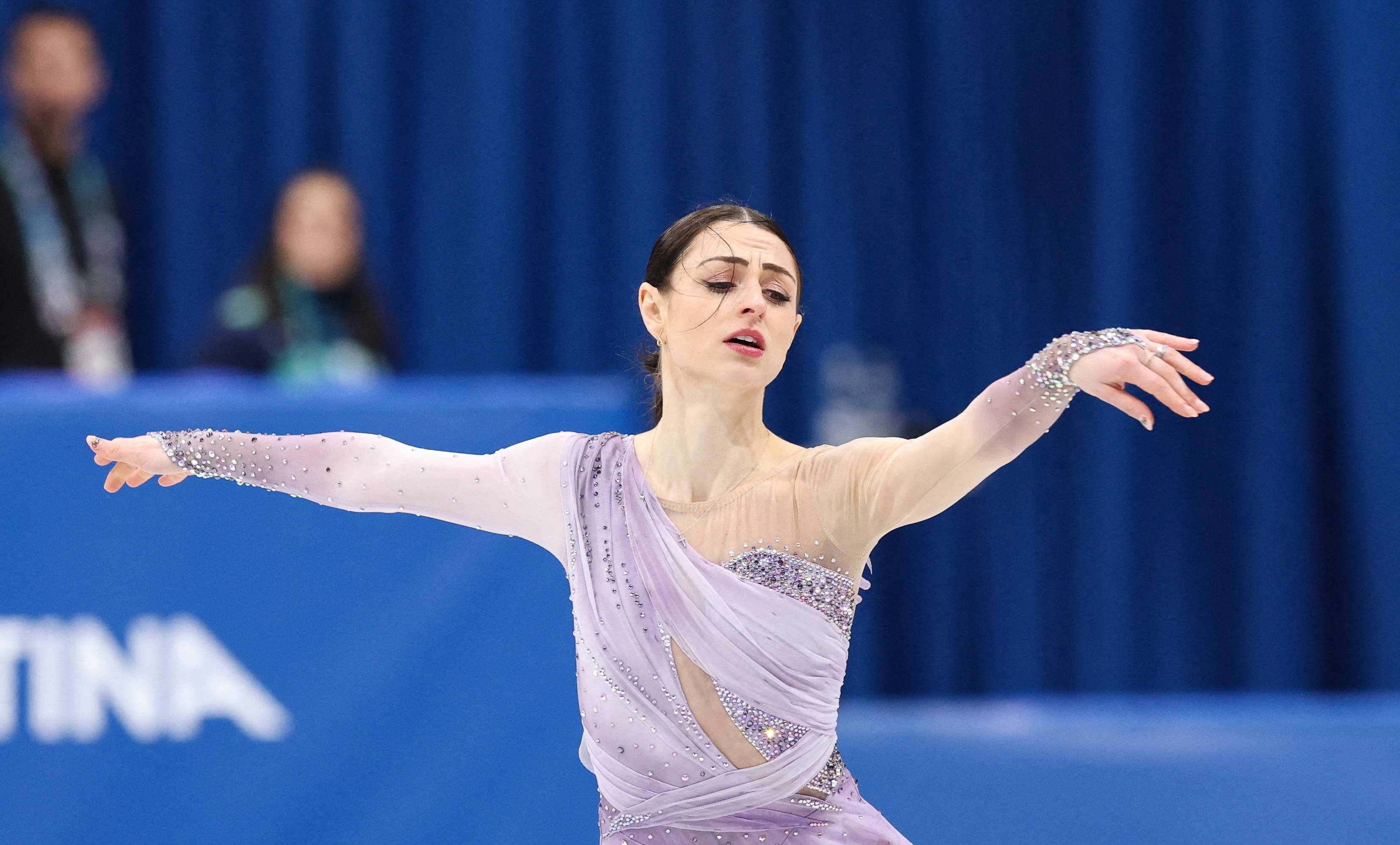 Americanii au intervievat-o pe Julia Sauter după exercițiul spectaculos de la programul liber: ”Wow! Nu m-am gândit niciodată la așa ceva”