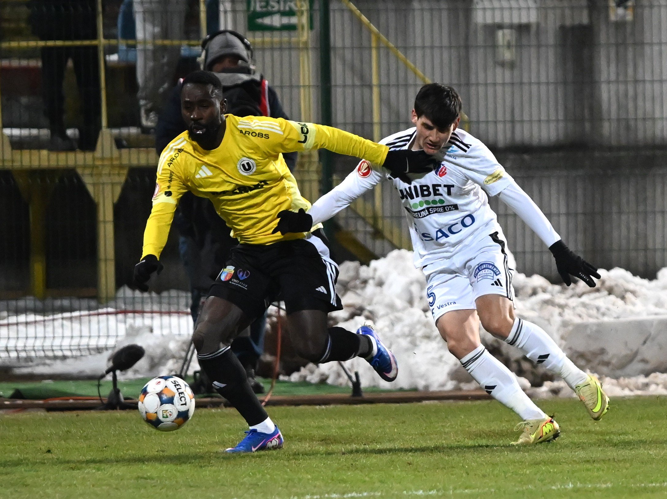 FC Botoșani - ”U” Cluj 1-3, ACUM pe Sport.ro| Ardelenii lovesc primii în mitanul secund