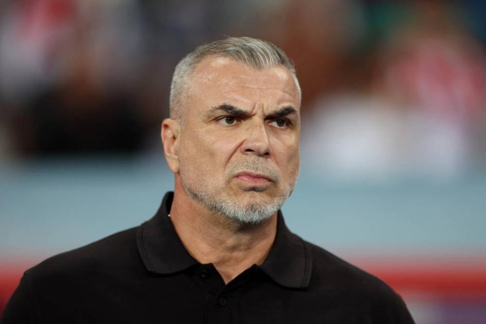 Mesajul lui Olăroiu după bombardamentele din Emirate: „Alături de ea!“