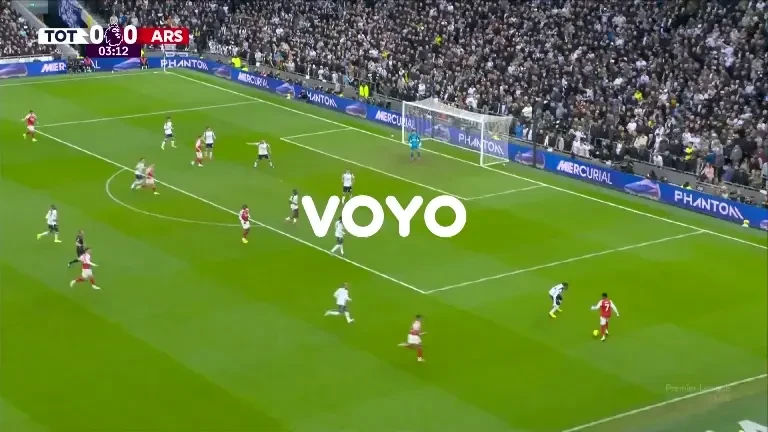 Tottenham - Arsenal, VOYO: Drăgușin respinge din fața porții (minutul 4)