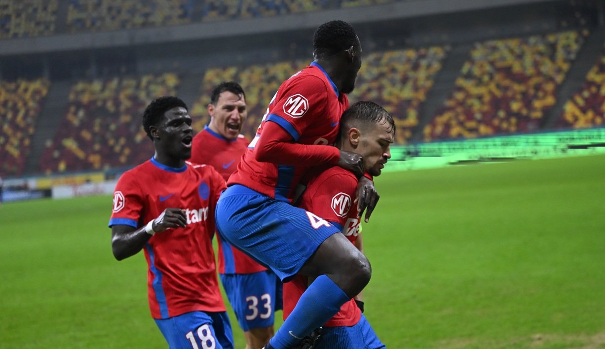FCSB schimbă înaintea meciului care o poate duce în play-out! Un debut și o reprofilare în primul 11 cu Metaloglobus