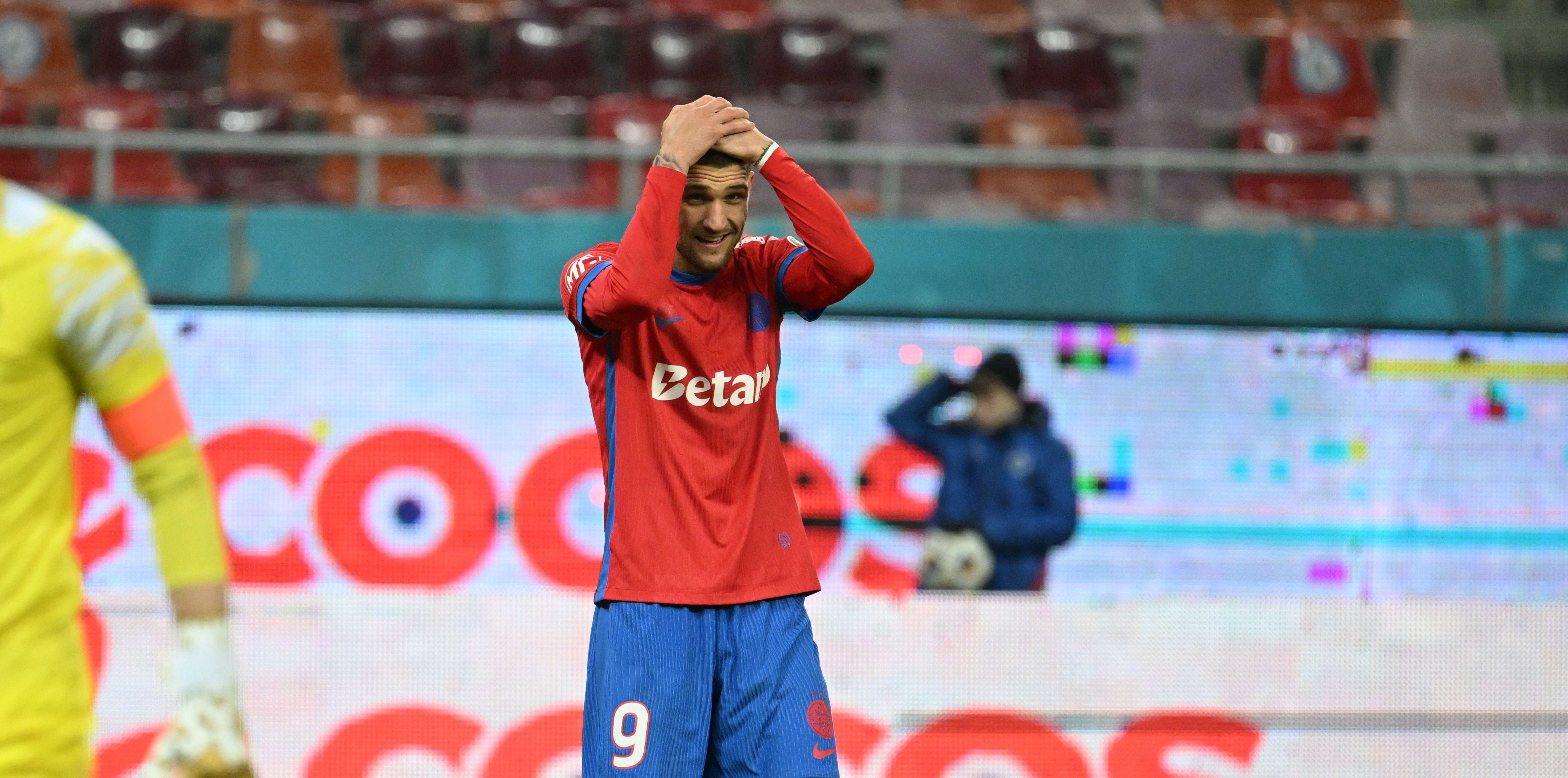 Misiune aproape imposibilă! Cum mai poate FCSB să ajungă în play-off