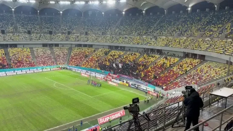 Peluza Nord FCSB: "Chiar dacă mergem în play-out, vom fi alături de voi"