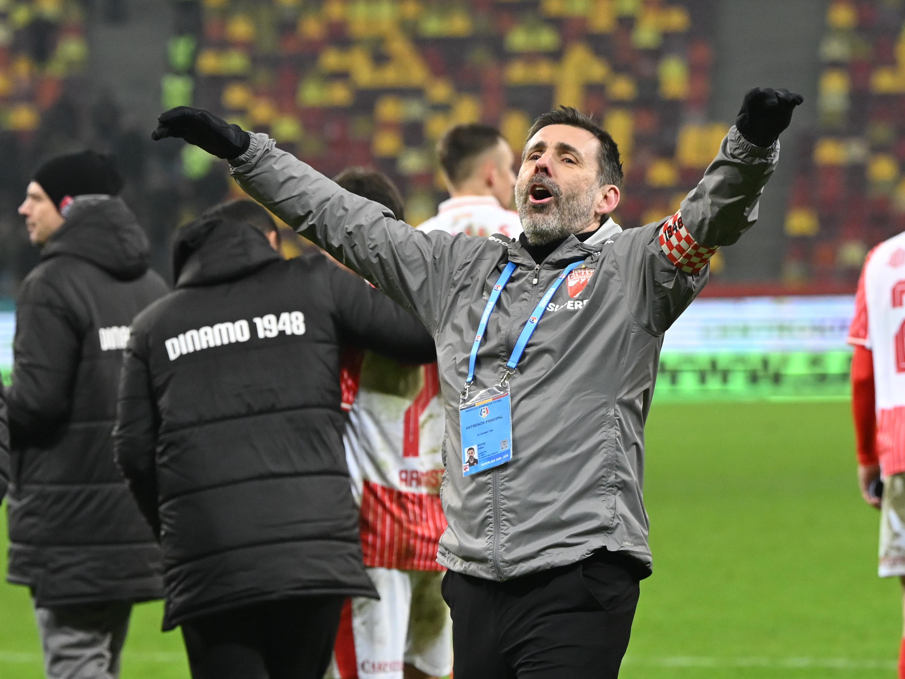 Jackpot sau fumigenă? Cum au gândit Kopic și Nicolescu lovitura de titlu a lui Dinamo