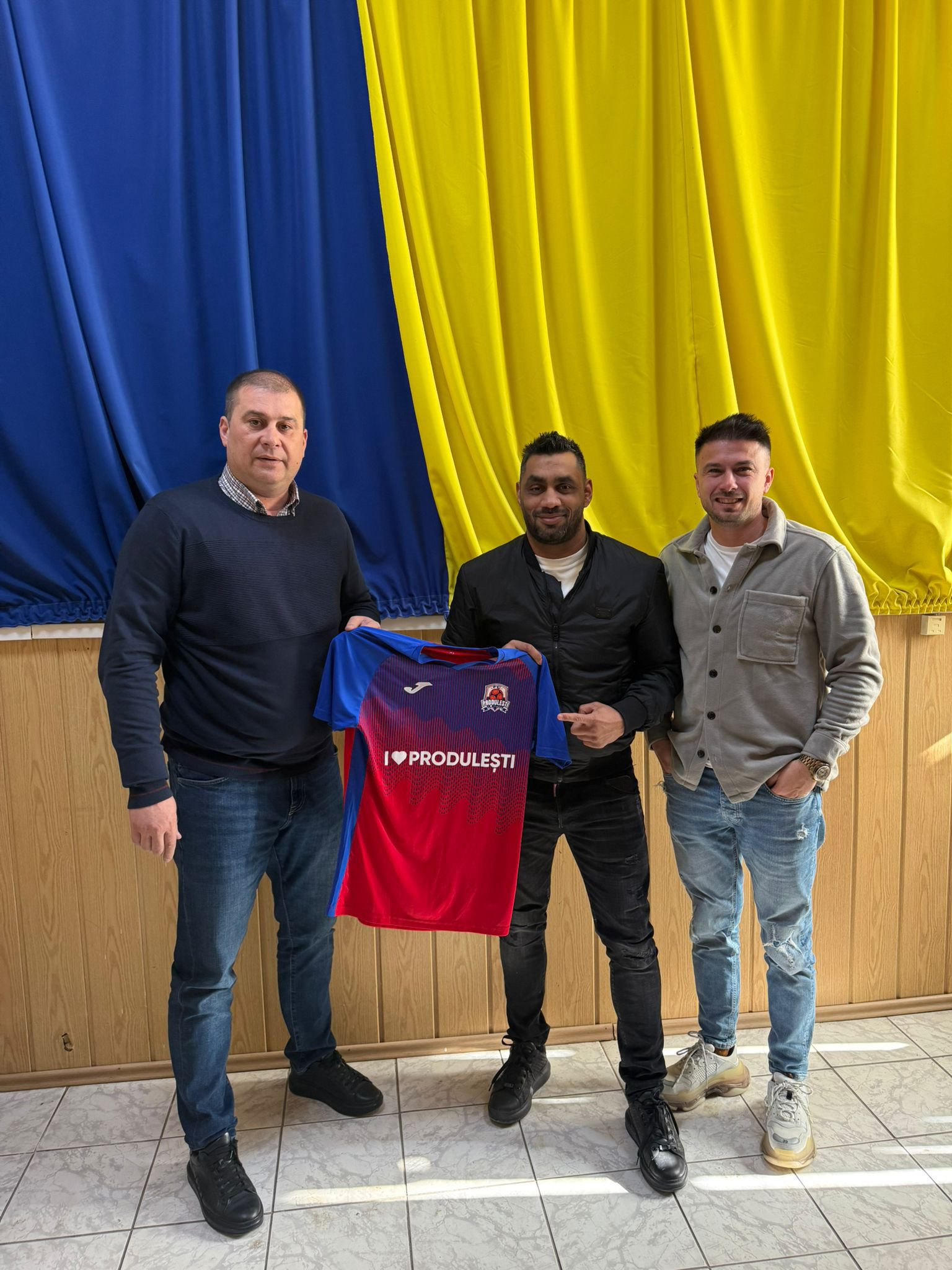 Banel nicolita facebook1