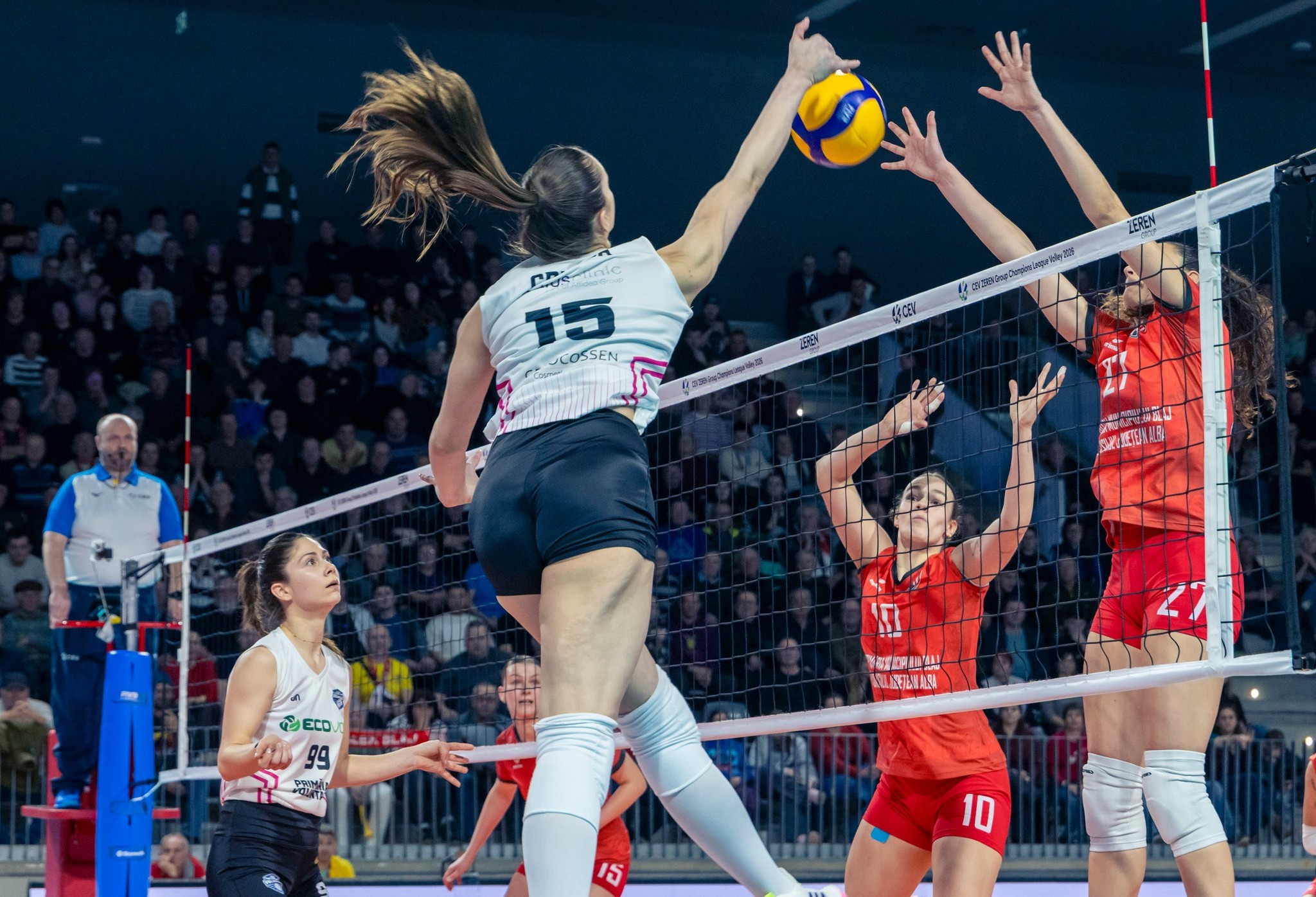 Cine a câștigat duelul românesc pentru semifinalele CEV Cup, CSO Voluntari - Volei Alba Blaj