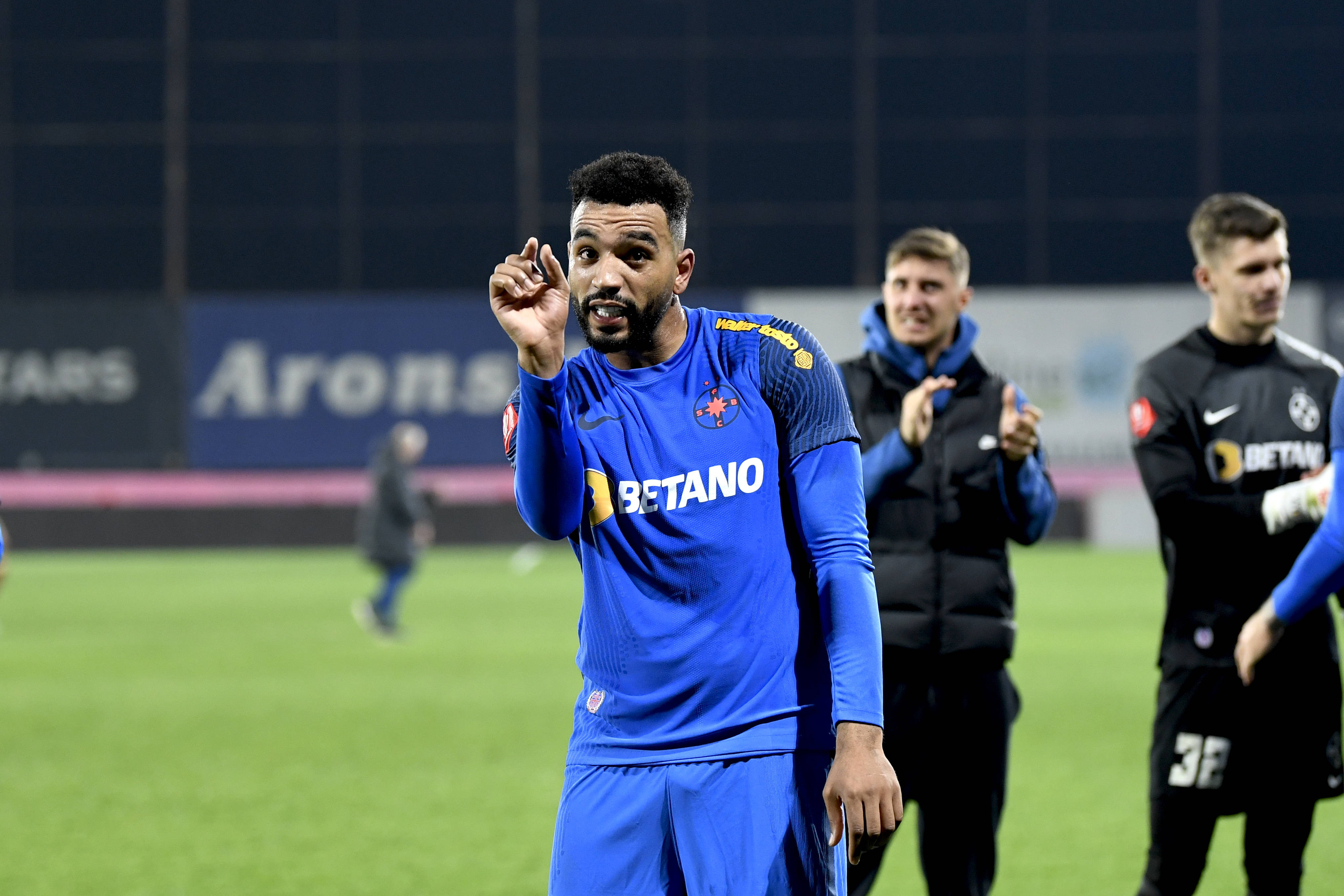 Billel Omrani a revenit în România și a fost prezentat astăzi la noua echipă!