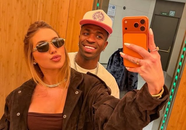 Vinicius a reacționat cu două cuvinte, după videoclipul în care iubita sa a sărutat un alt bărbat