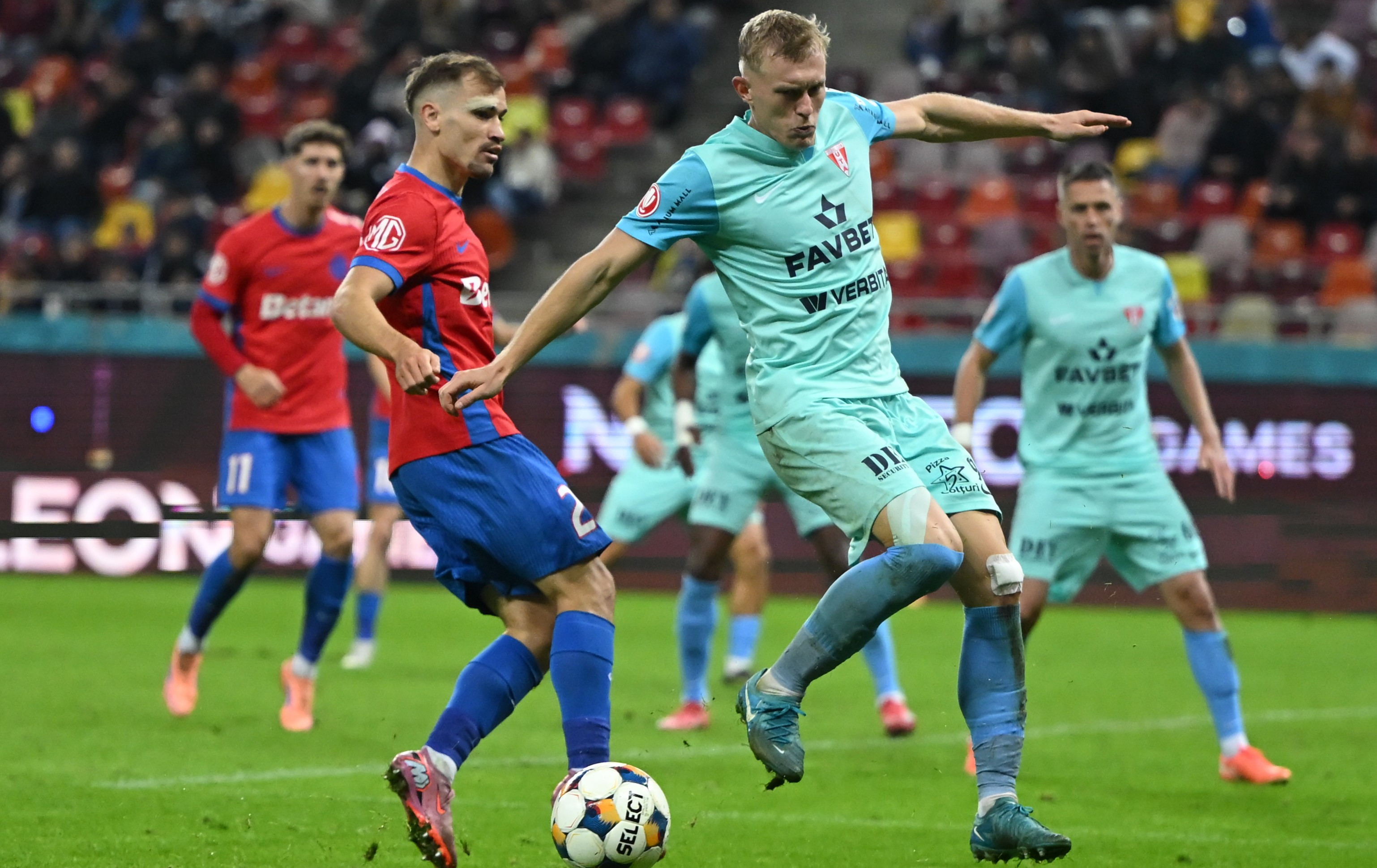 UTA - FCSB, LIVE TEXT pe Sport.ro de la 21:00! „Roș-albaștrii” nu au voie să facă niciun pas greșit: echipele probabile