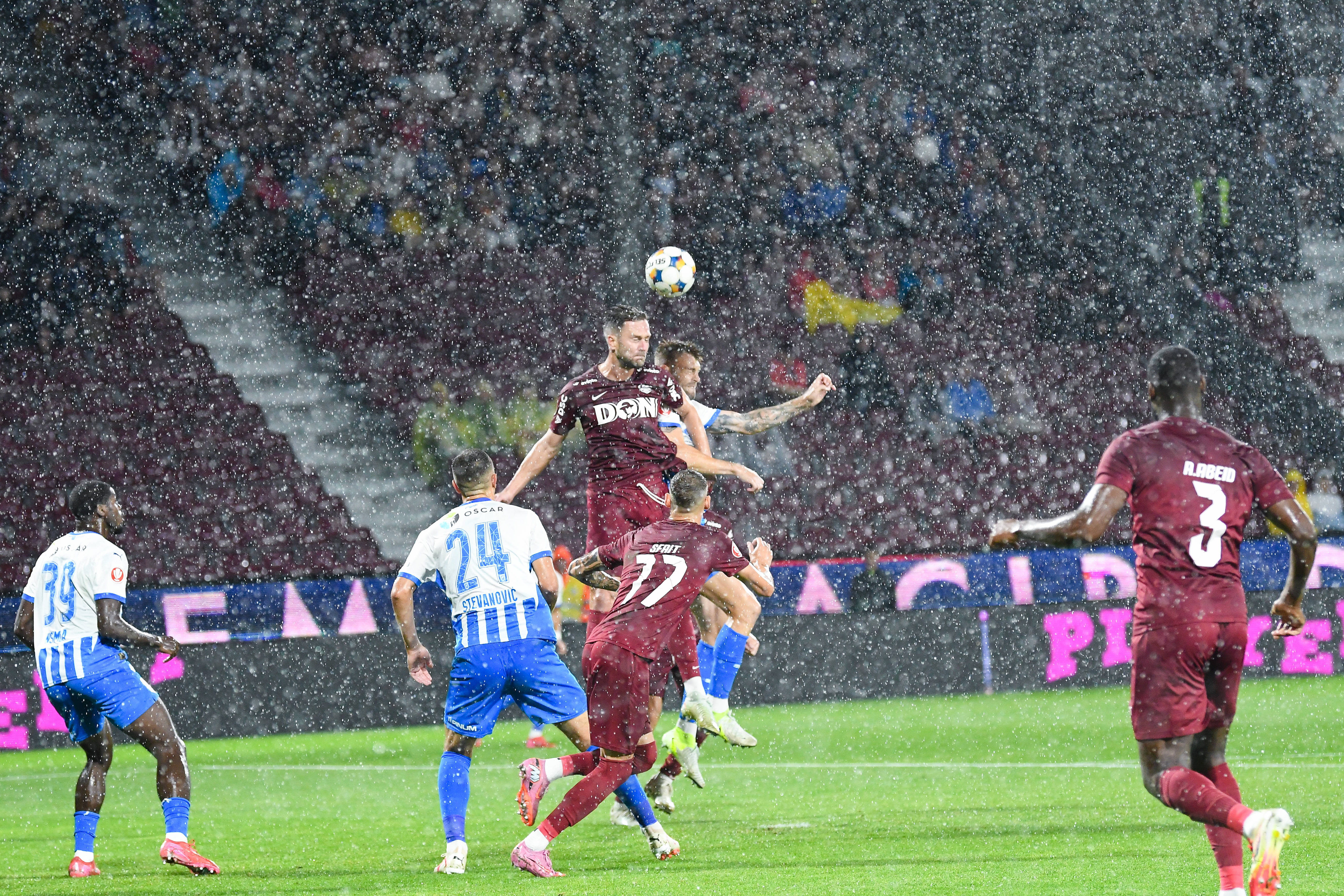 Universitatea Craiova - CFR Cluj, derby pentru calificarea în semifinalele Cupei!