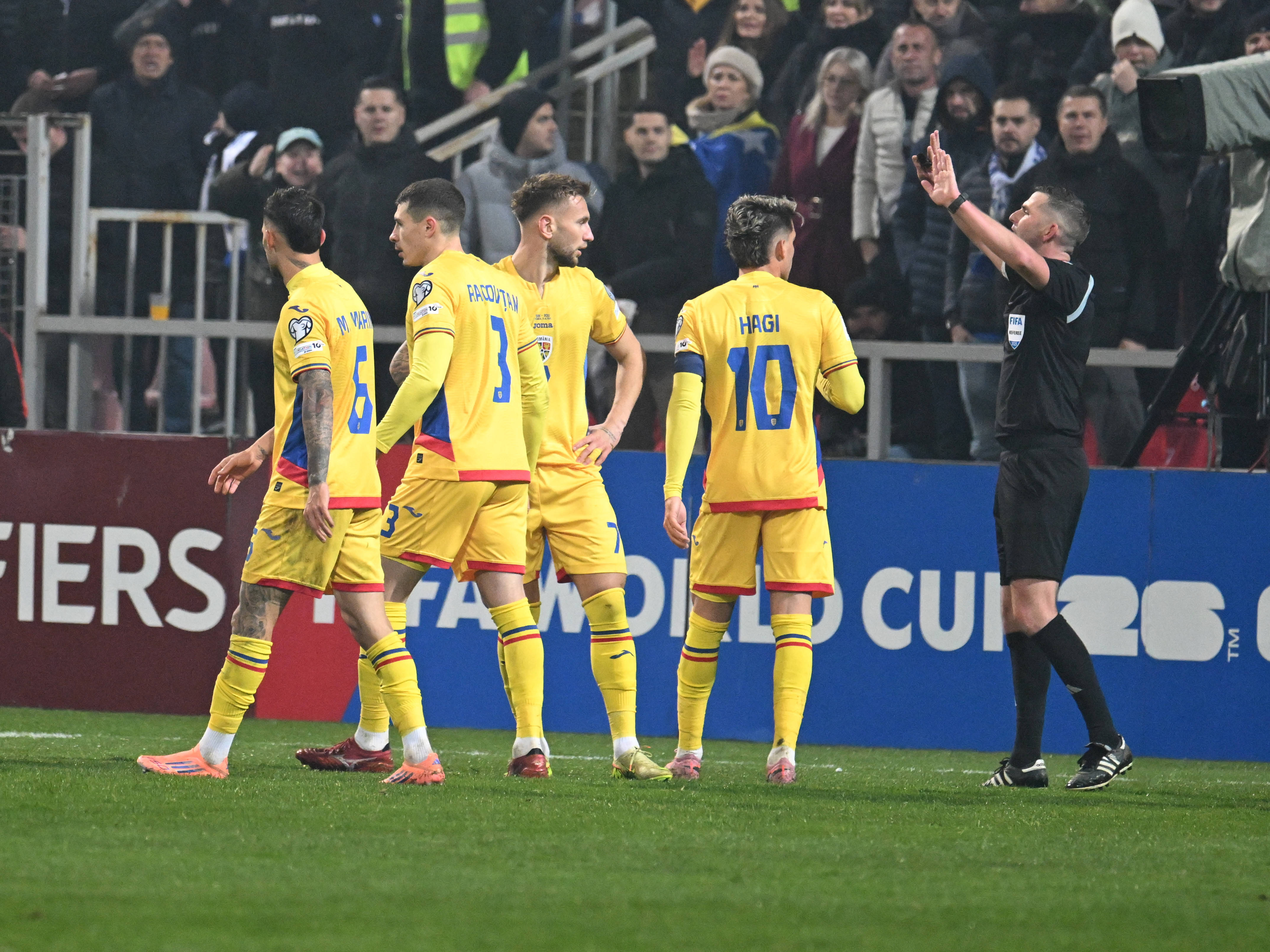 Bomba zilei pentru fotbalul românesc! Un tricolor are șanse mari să ajungă la un club uriaș din Spania