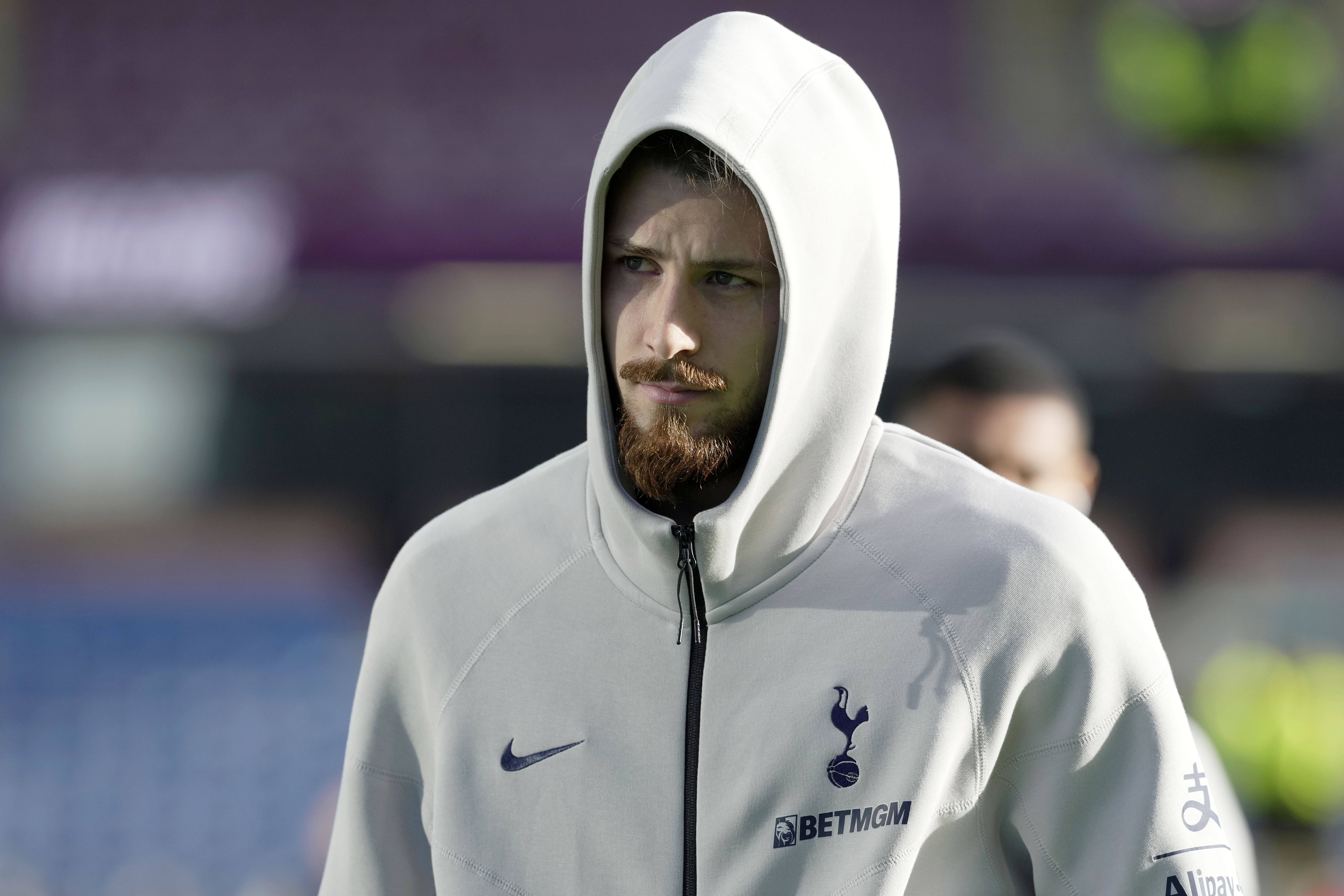 (P) De ce a lipsit Radu Drăgușin la ultimul meci al lui Tottenham & Arsenal se desprinde! E-MIL și Pastila de Sport