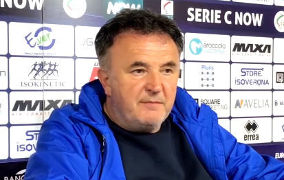 Surpriză de proporții! Cel mai longeviv antrenor din lume și-a dat demisia, după 44 de ani