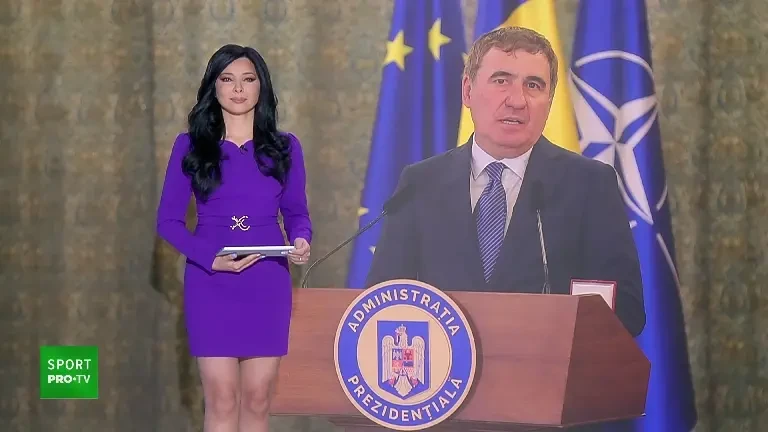 De 25 de ani așteaptă Hagi să revină la națională. La vară e favorit să-i ia locul lui Lucescu