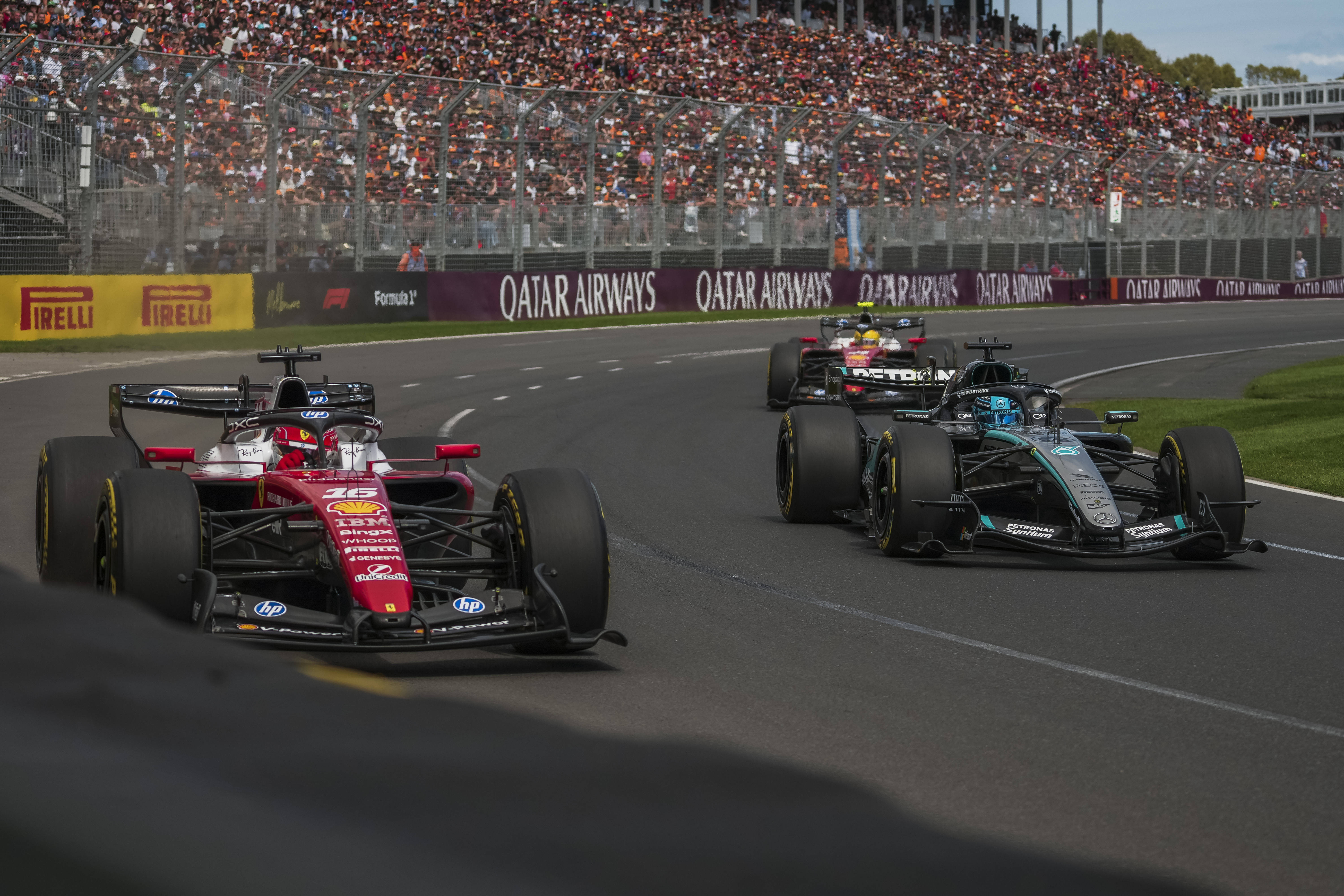 Start nebun în noul sezon din Formula 1! Strategia le-a jucat feste celor de la Ferrari