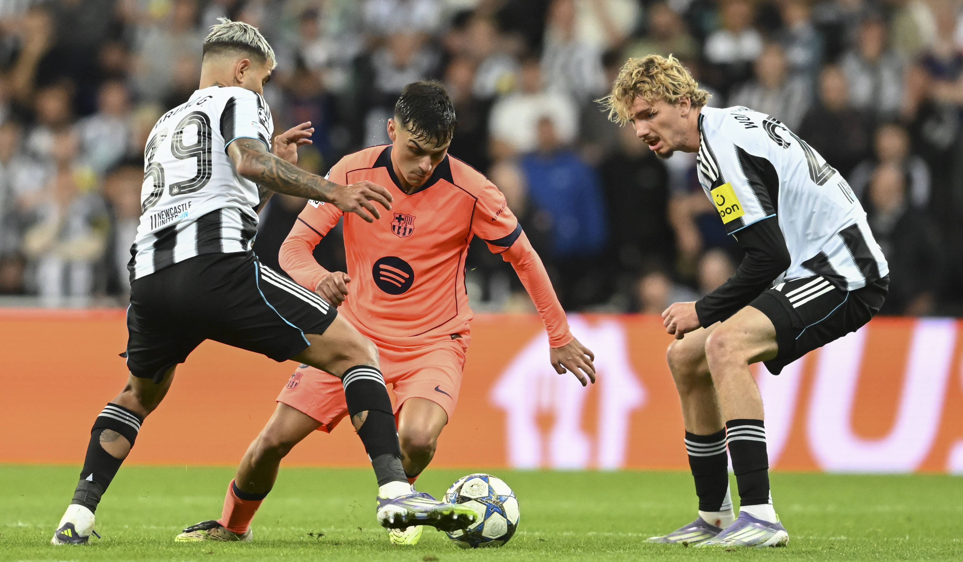 Alertă ridicată de spectacol în Champions League: Newcastle - Barcelona și Atalanta - Bayern, de la 22:00 | Galatasaray - Liverpool, de la 19:45