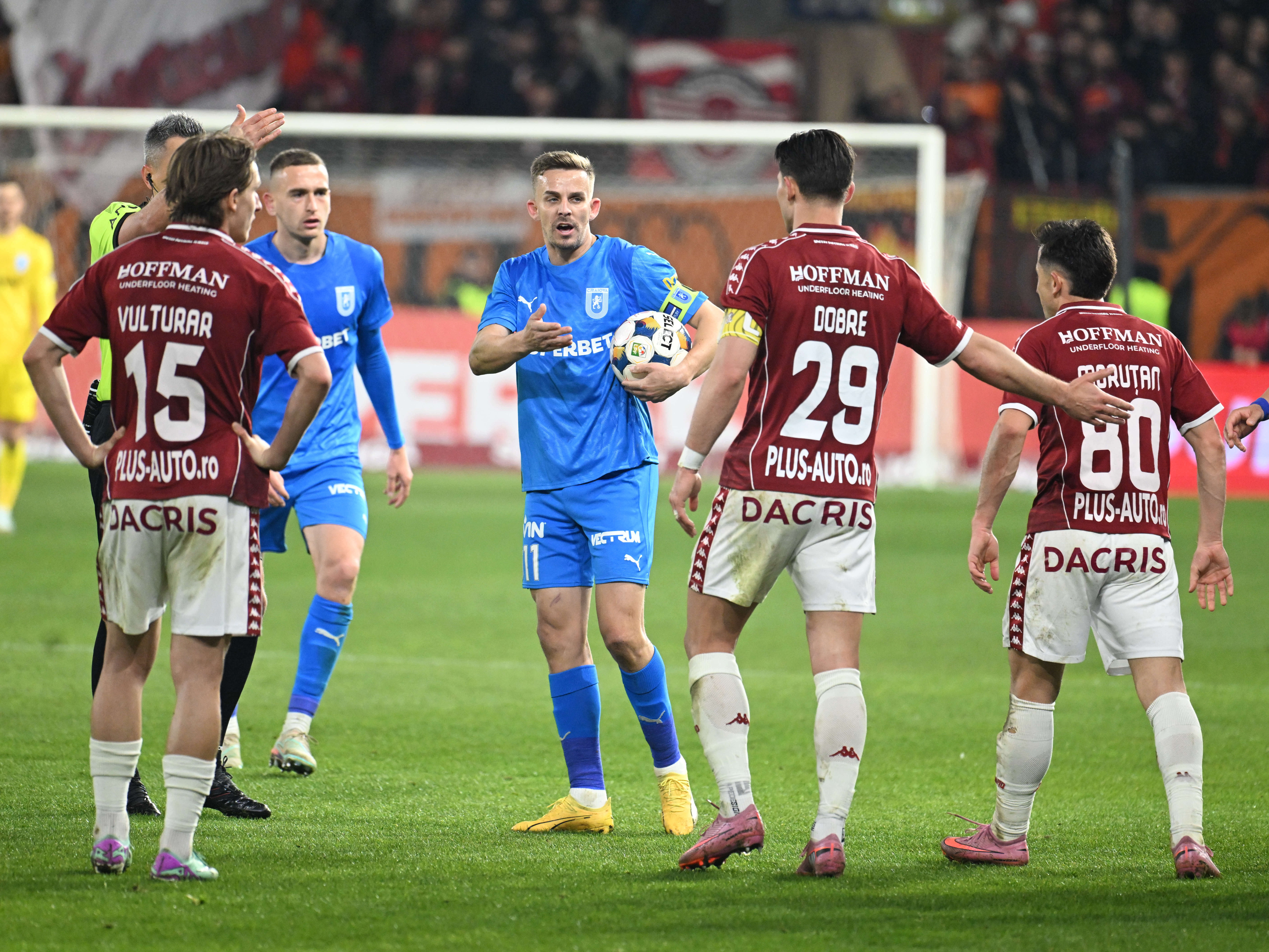 10 meciuri, șase echipe, cinci puncte între ele. Scurtă analiză despre candidatele la titlu din play-off și predicții pentru finalul campionatului