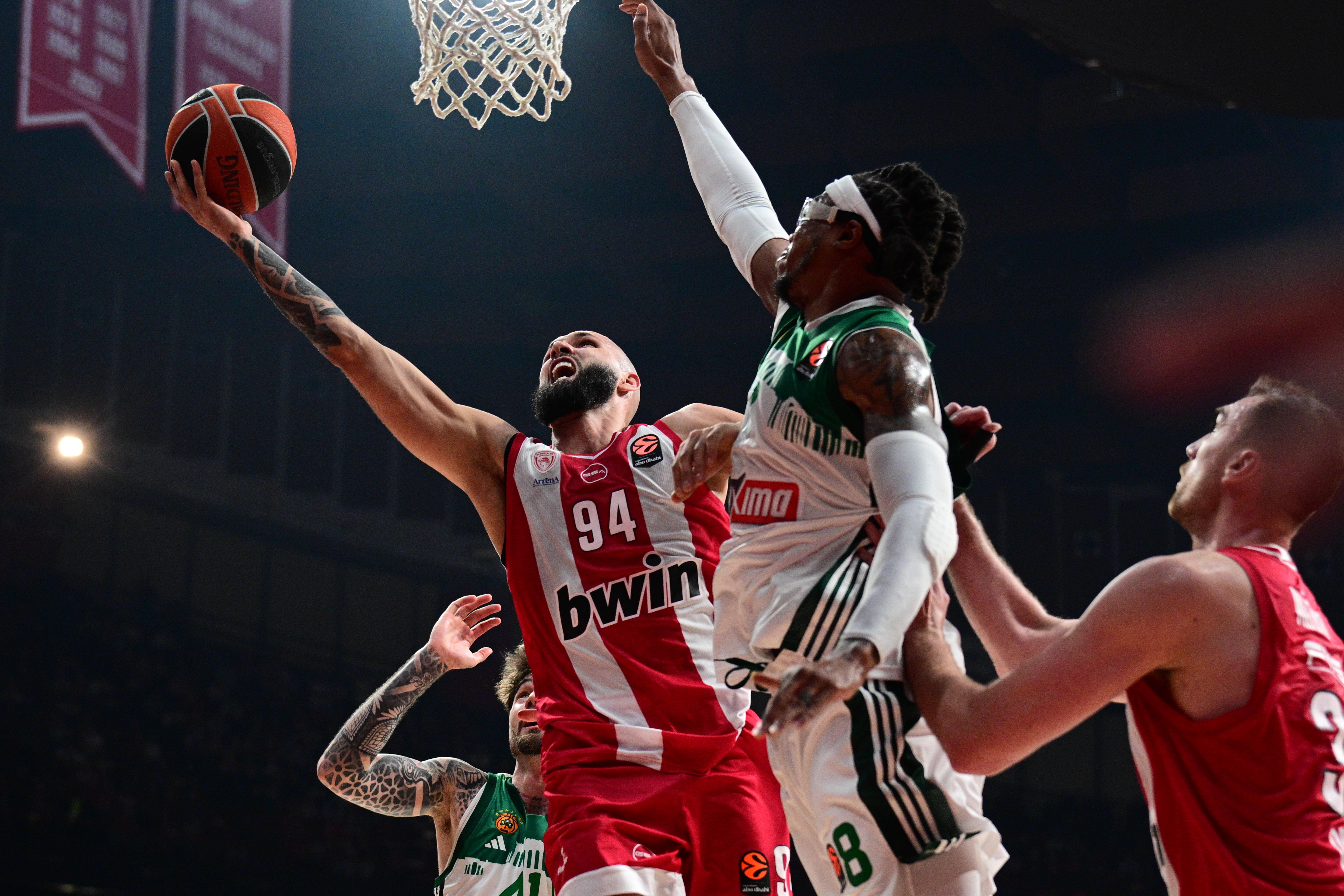 Meciuri tari în Euroligă! Cum arată clasamentul după runda #30 + toate rezultatele