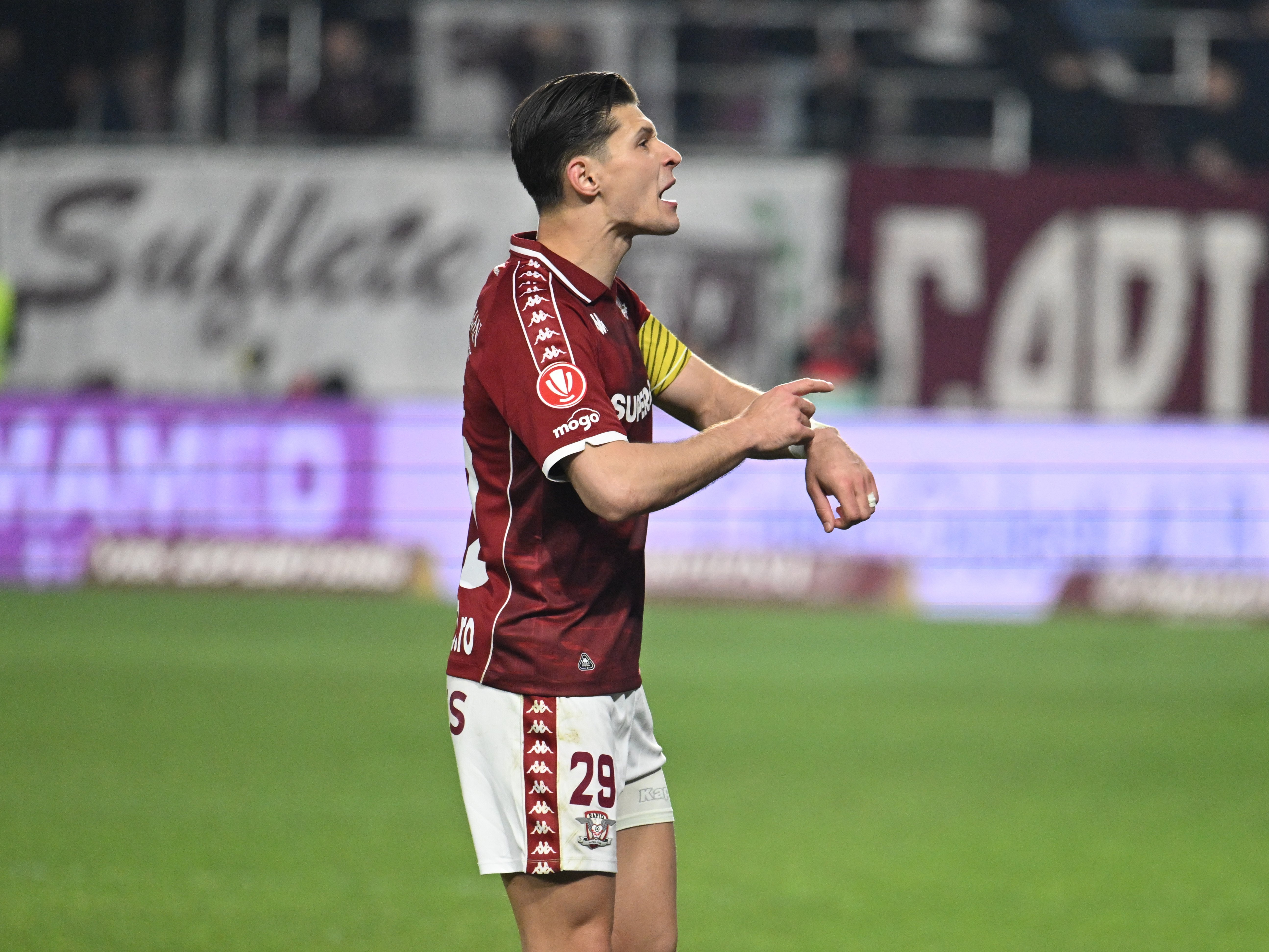 Rapid vine cu două cerințe înainte de play-off: "Să terminăm cu lucrurile astea în 2026!"
