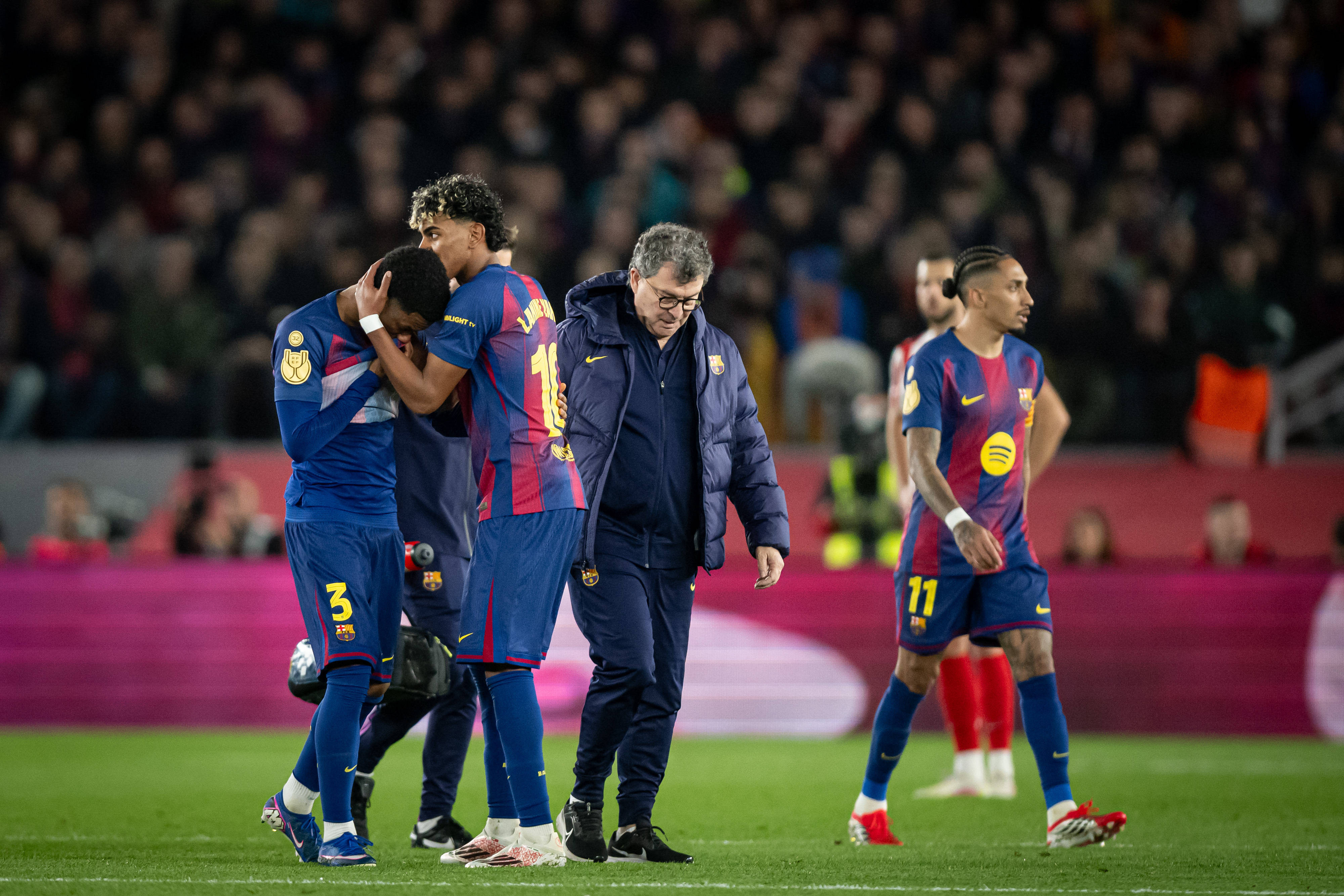 S-a umplut paharul! Primul jucător la care va renunța FC Barcelona în vară