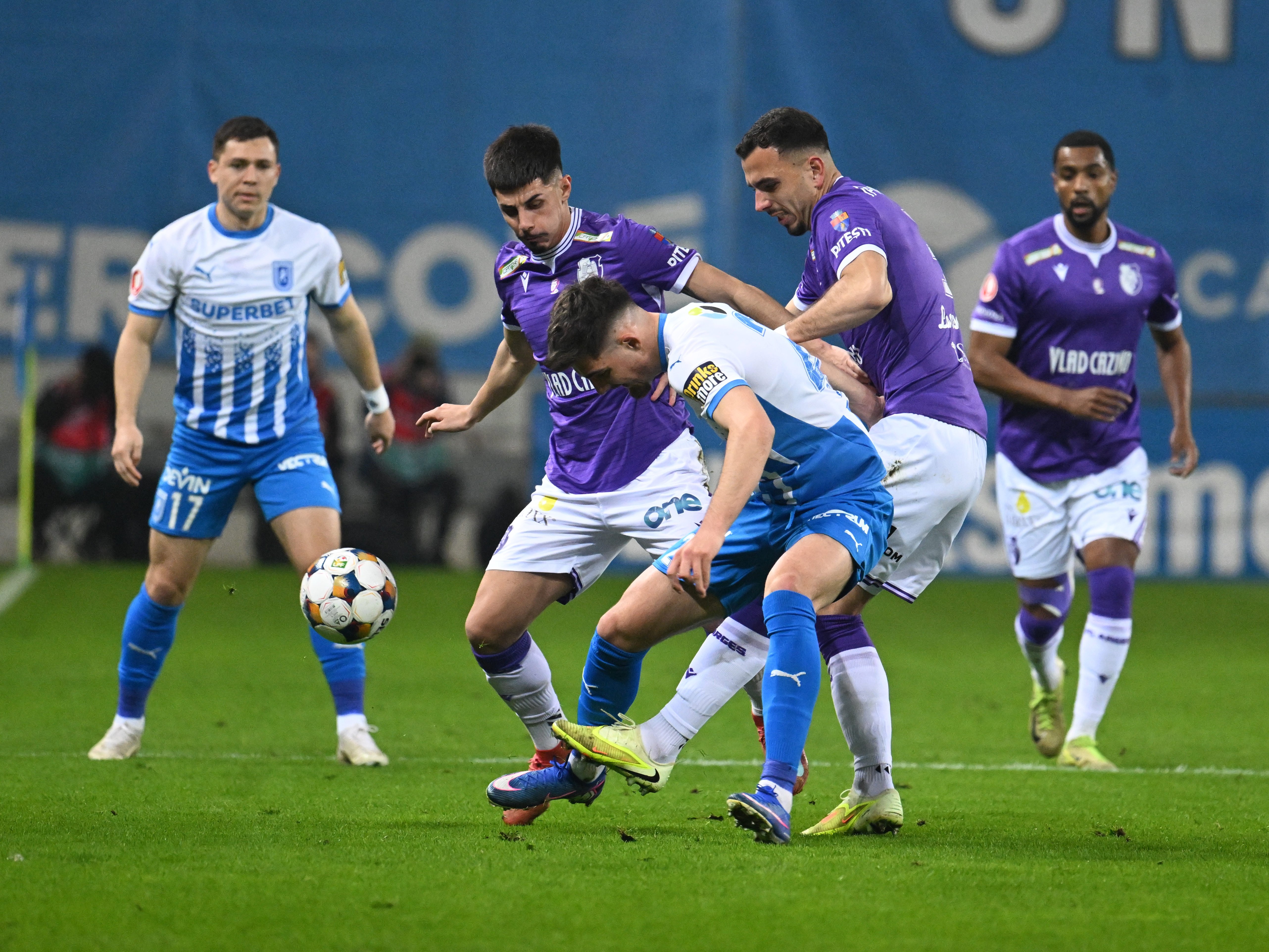 Universitatea Craiova - FC Argeș 0-1, ACUM. Mora are prima ocazie a reprizei secunde