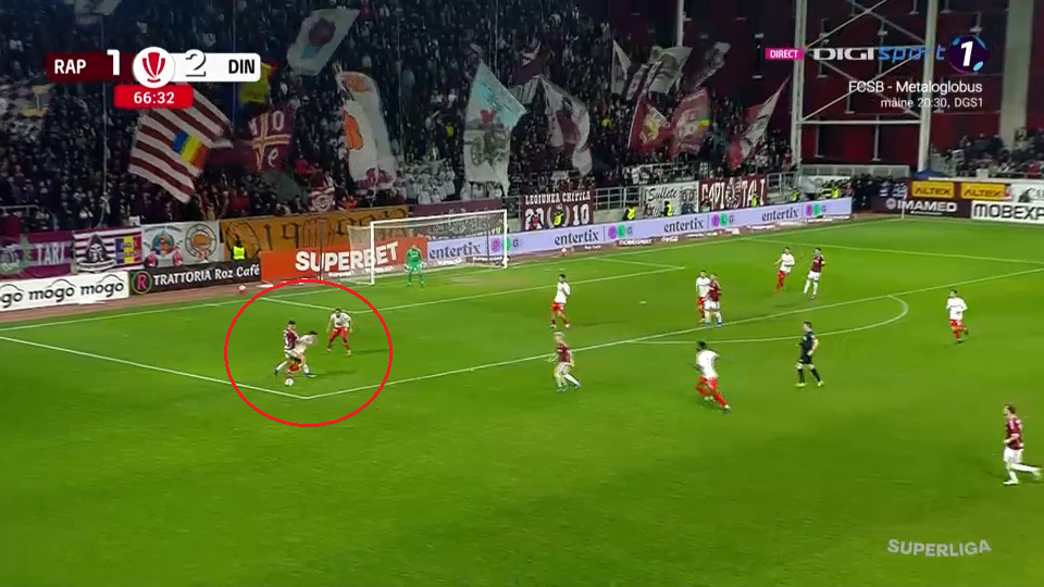 Verdictul specialistului după faza controversată din Rapid - Dinamo: ”E evident, Kovacs trebuia chemat la VAR”