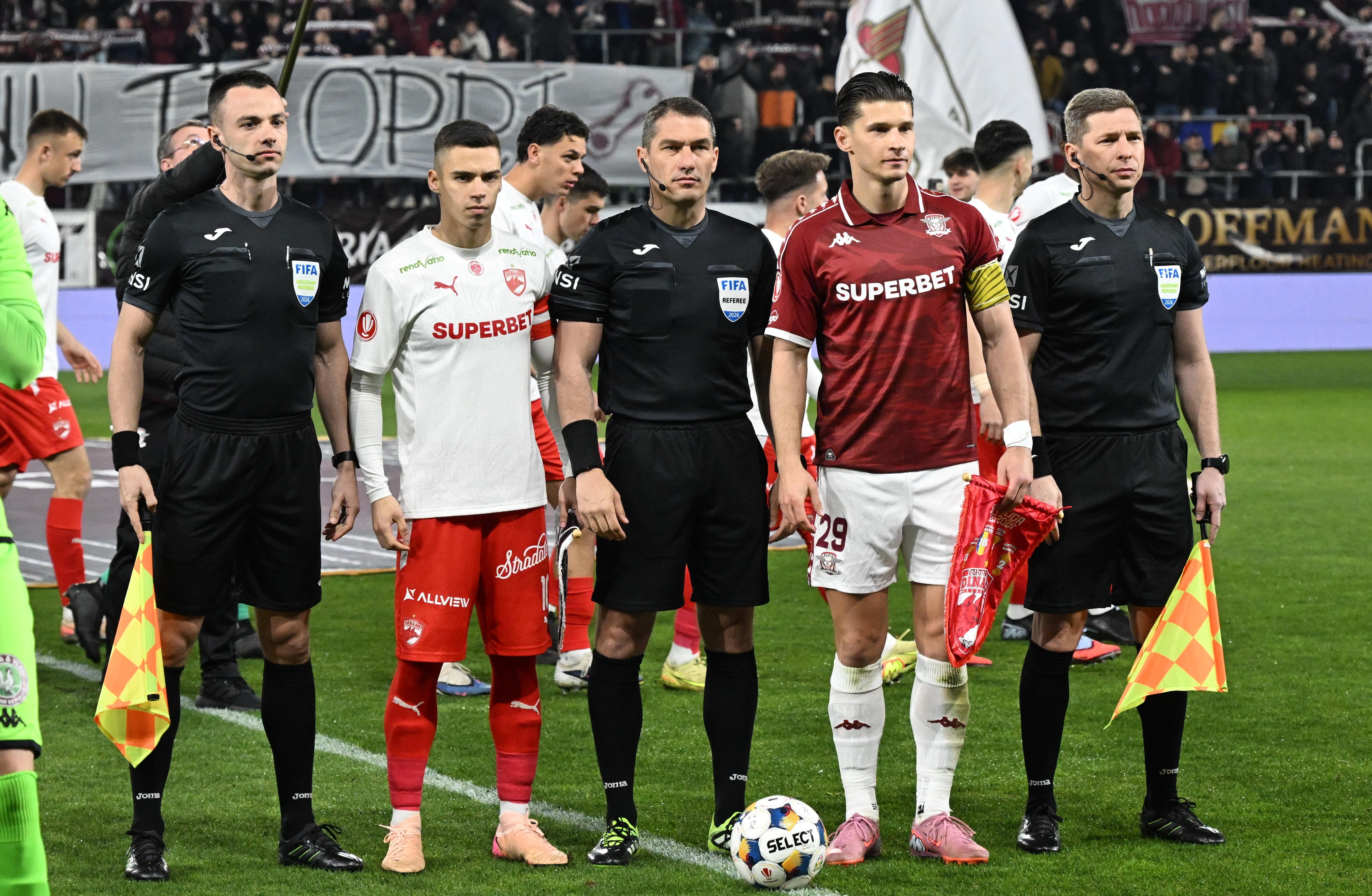 Supercomputer-ul s-a pronunțat deja: echipele din play-off scoase din lupta la titlu + marea favorită