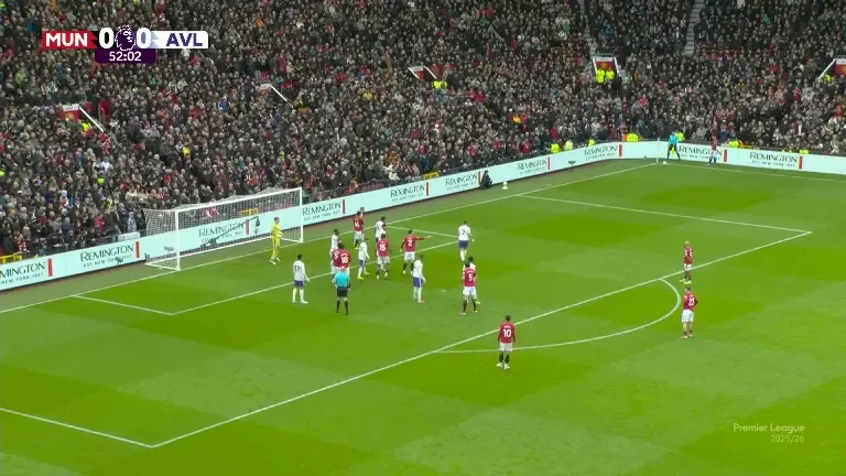 Casemiro deschide scorul în Manchester United - Aston Villa, acum pe VOYO