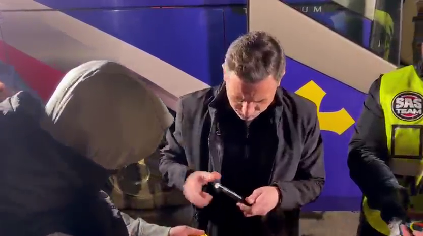 Gestul făcut Mirel Rădoi la autocar, după pasul greșit cu Metaloglobus la revenirea pe banca FCSB