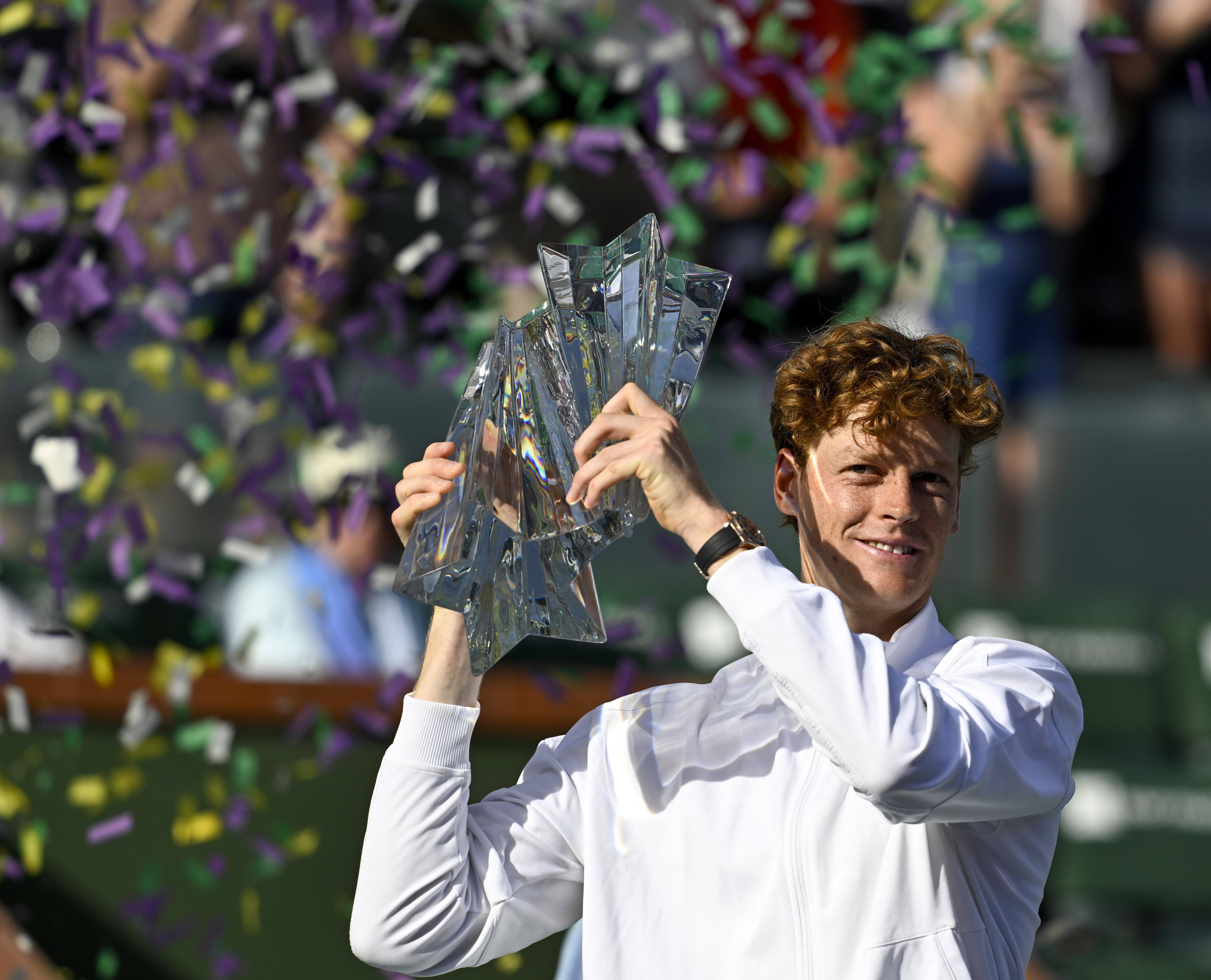 Fără Alcaraz, Sinner joacă pe masă: italianul, campion în premieră la Indian Wells. Medvedev, încă o finală pierdută