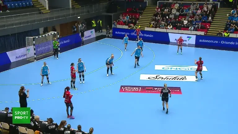 Liga Florilor | CSM București - Gloria Bistrița, primele cinci minute ale meciului