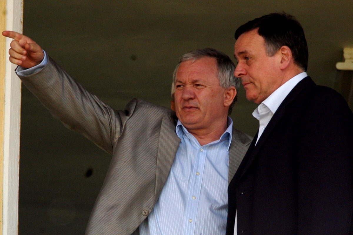 Porumboiu, atac dezlănțuit în direct la adresa membrului Generației de Aur: ”Un umil servil! Nu există așa ceva”