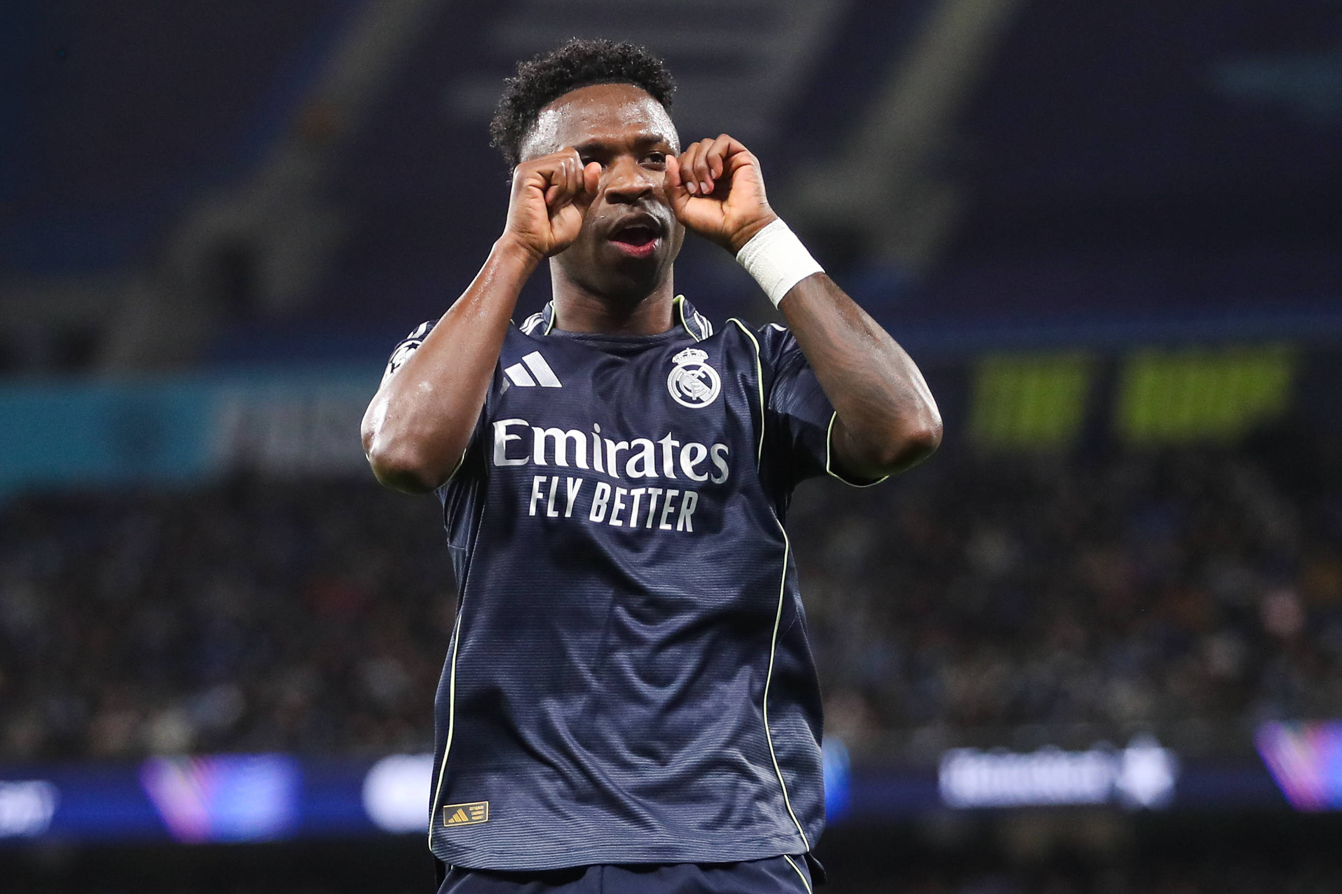 Un stadion întreg i-a strigat același lucru lui Vinicius, în Manchester City - Real Madrid