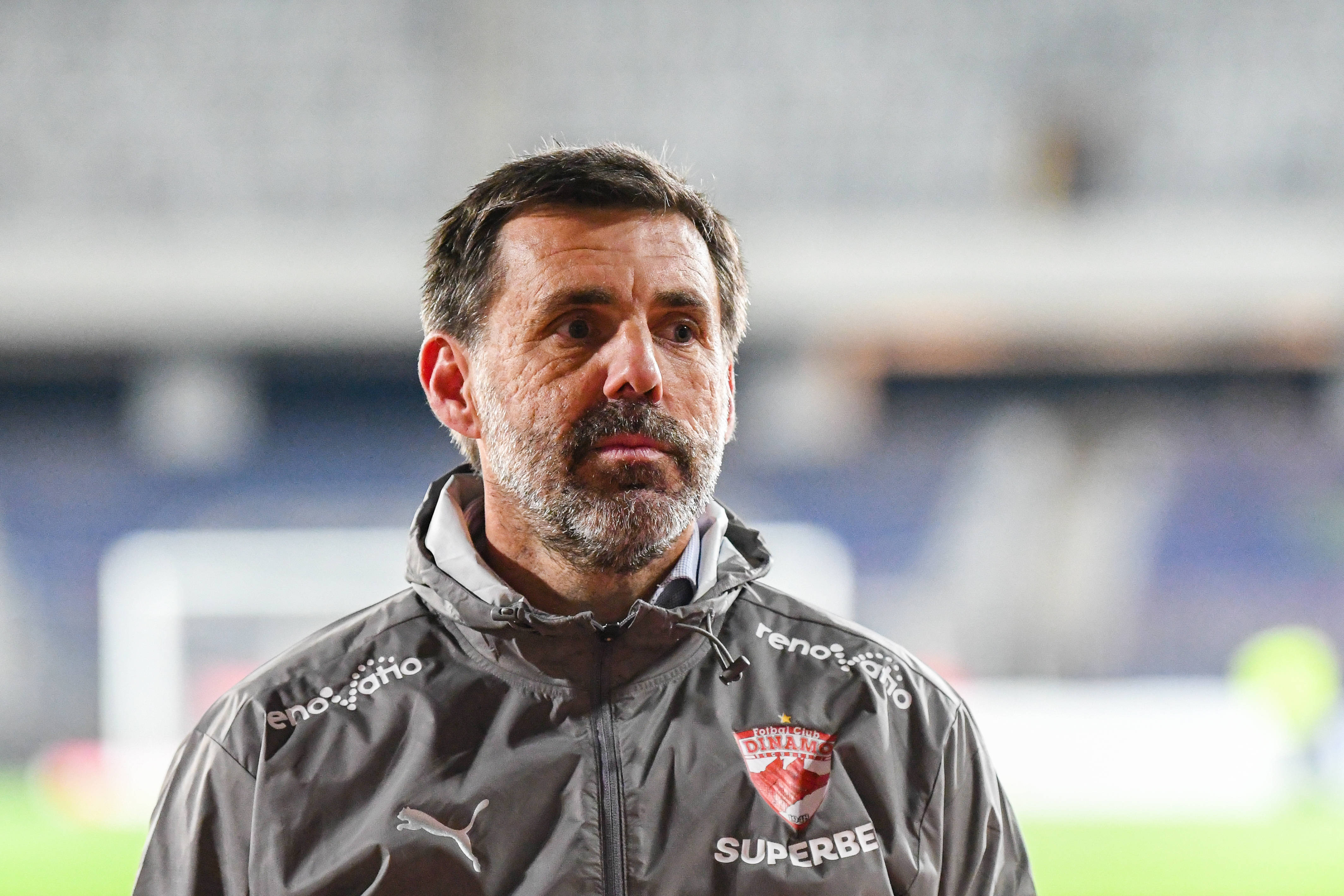 Cum arată echipele de start pentru Dinamo - Universitatea Craiova! Kopic, două surprize mari