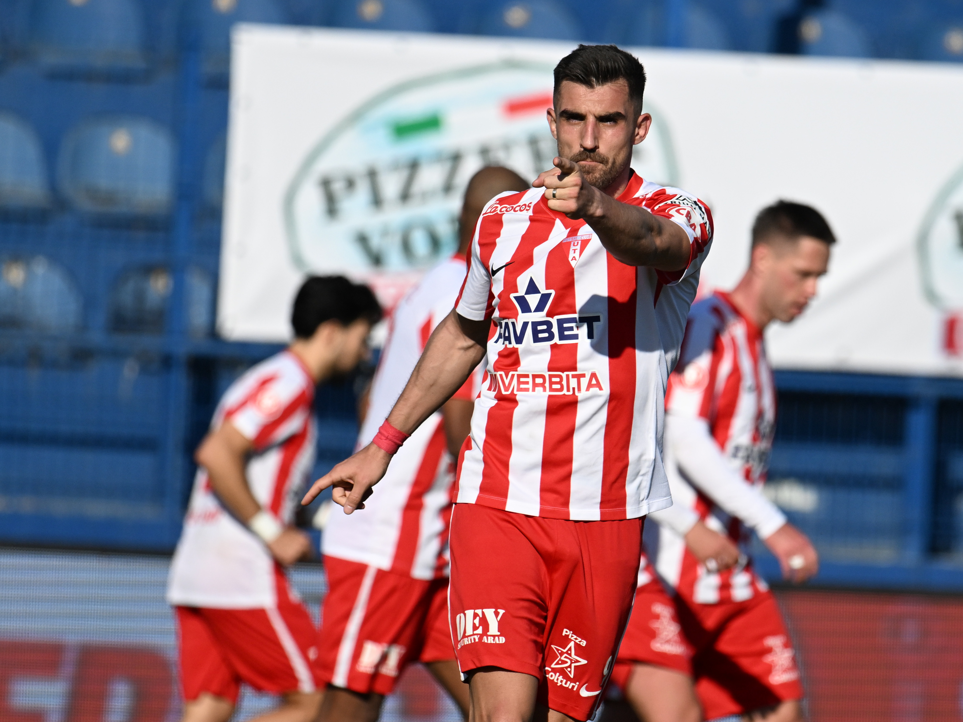 Marius Coman, prima reacție după ce a fost convocat de Mircea Lucescu. Ce i-a spus soției și cui îi mulțumește