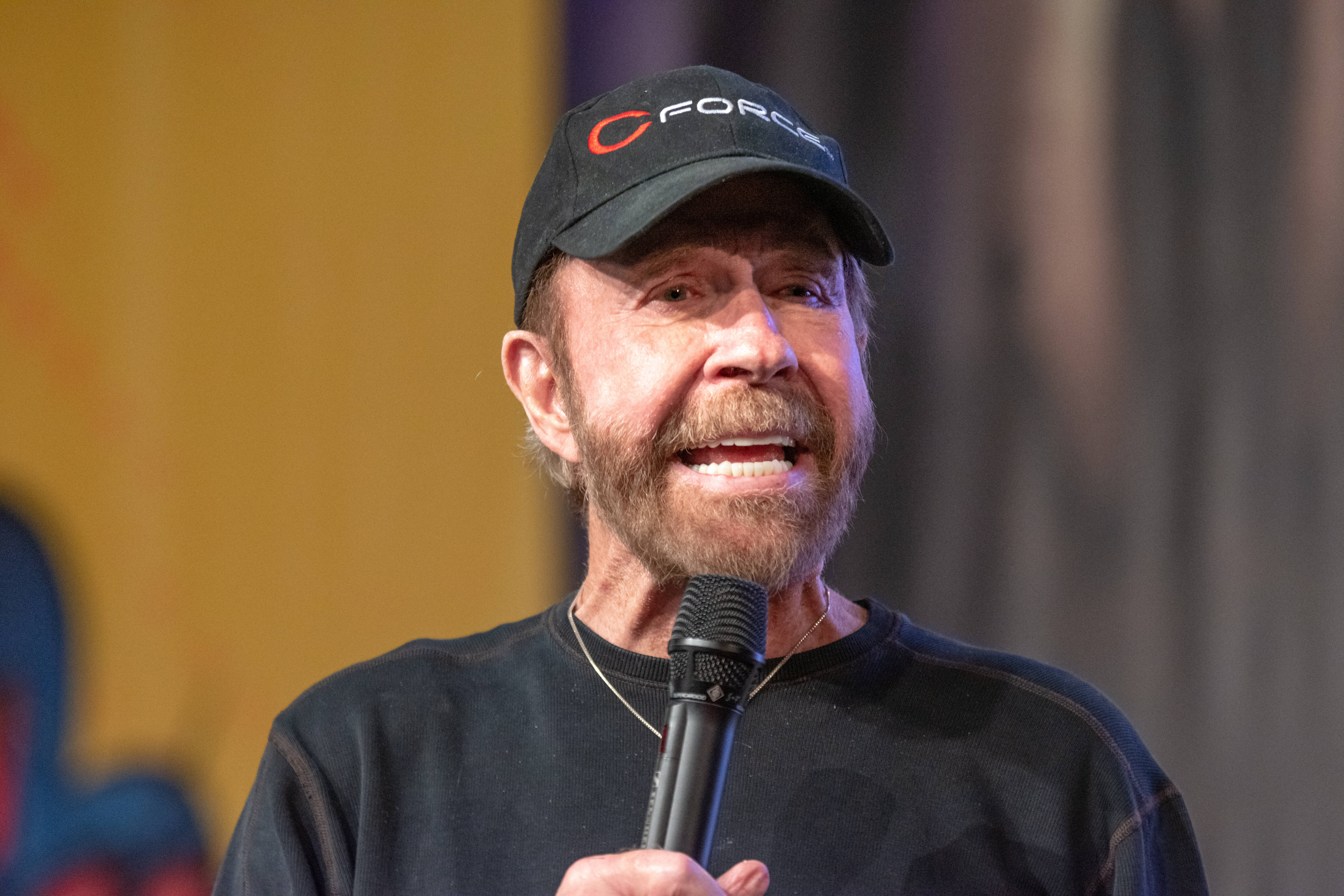 Chuck Norris a murit! Informația a fost confirmată de familie: ”Inimile noastre sunt frânte”